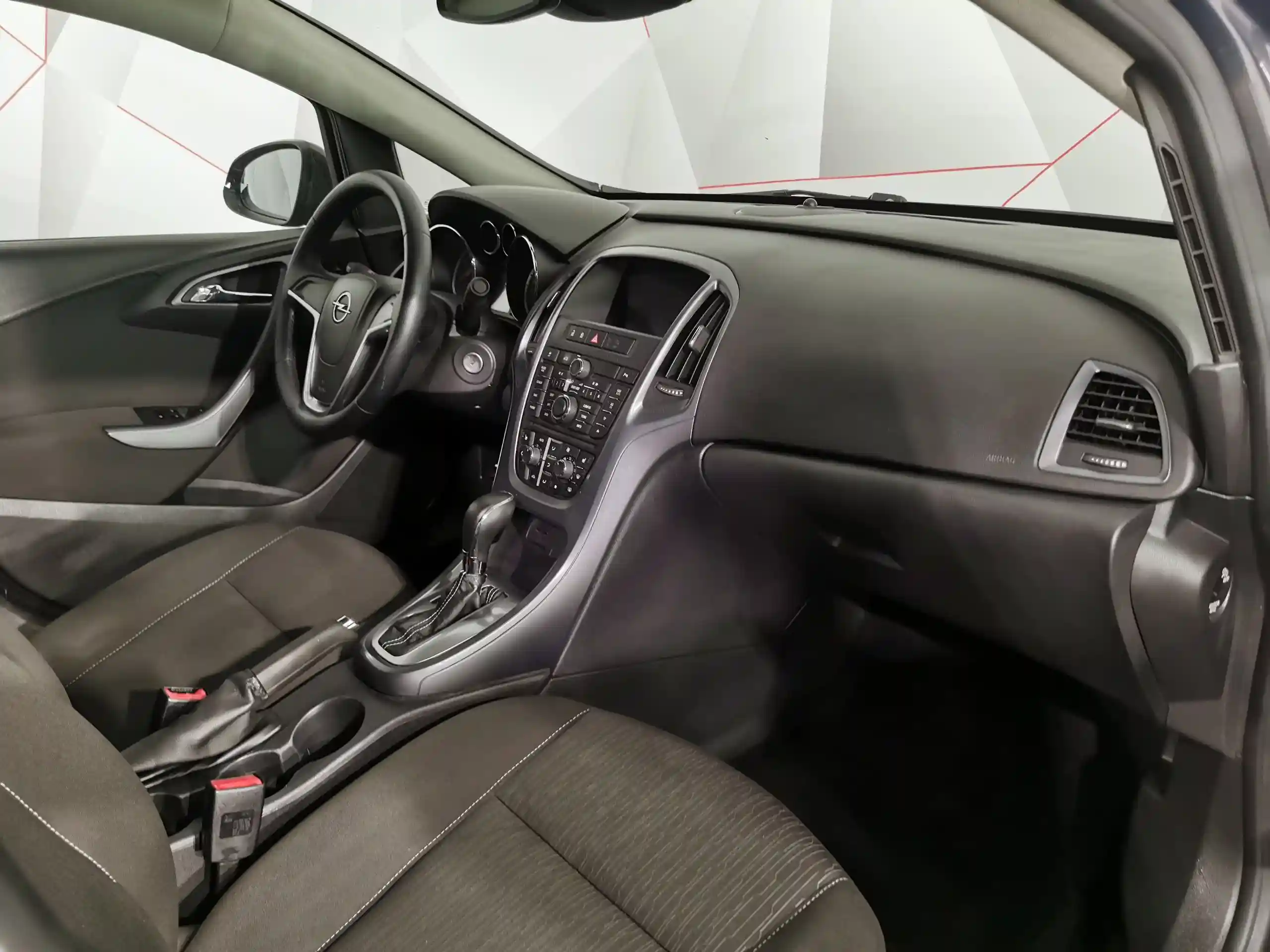 Opel Astra 2012
