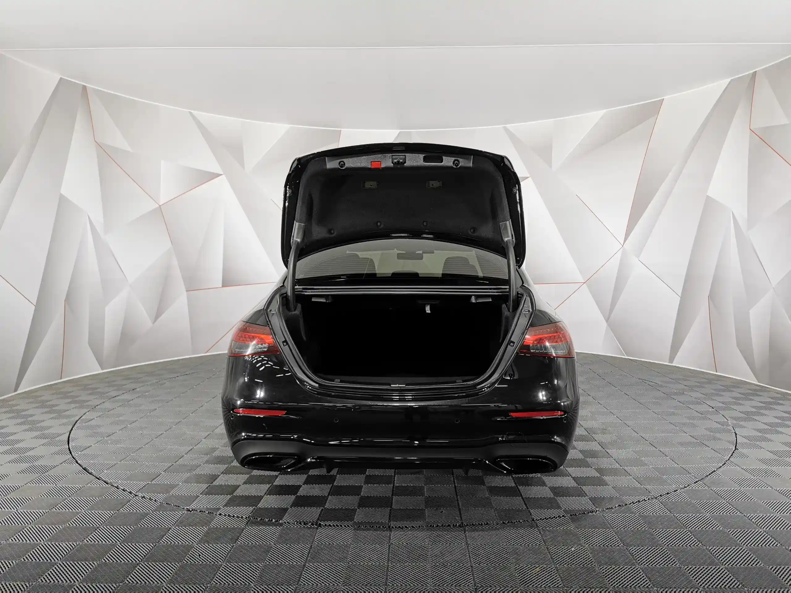 Mercedes-Benz E-Класс 2021