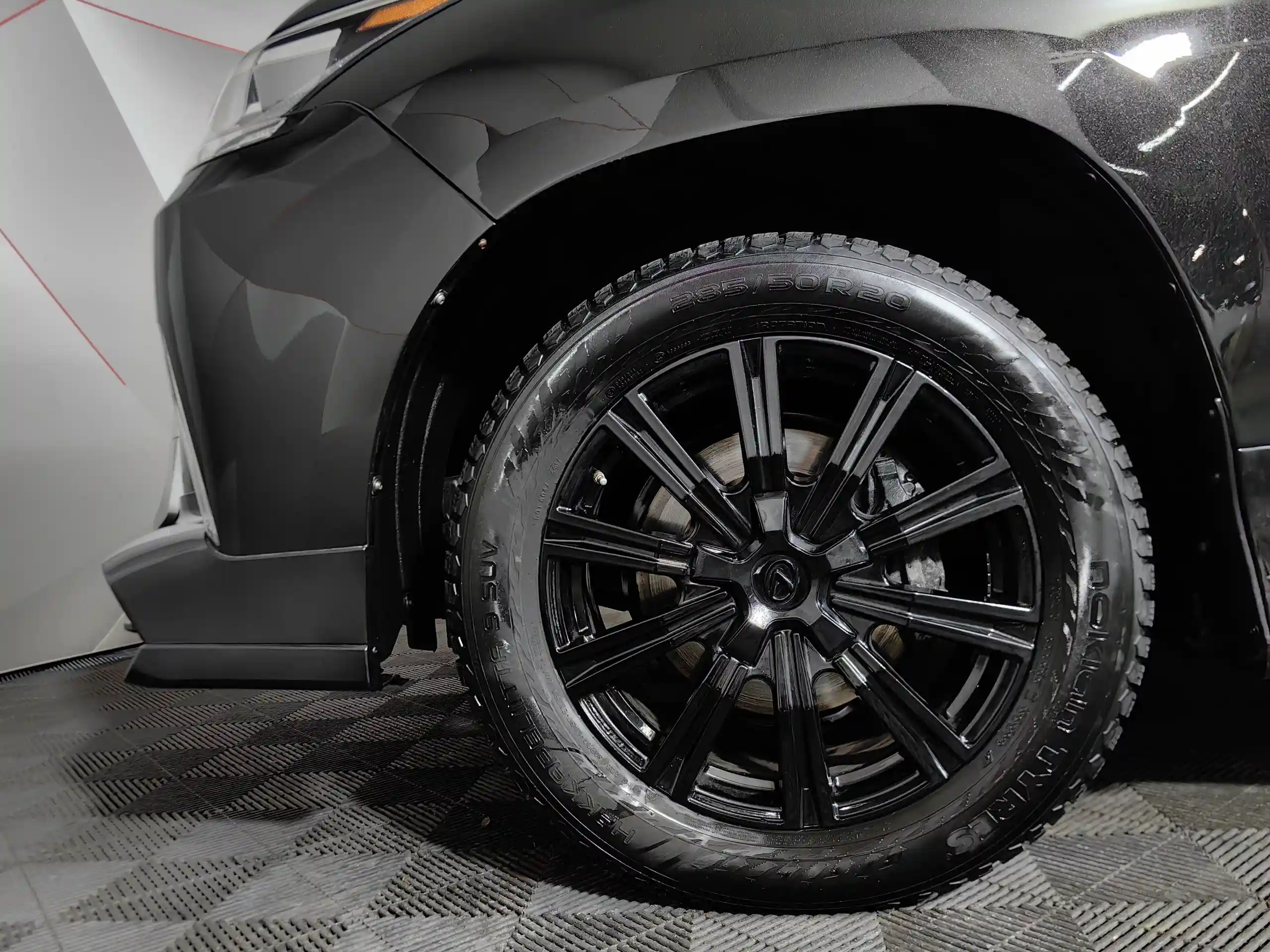 Lexus LX 2020
