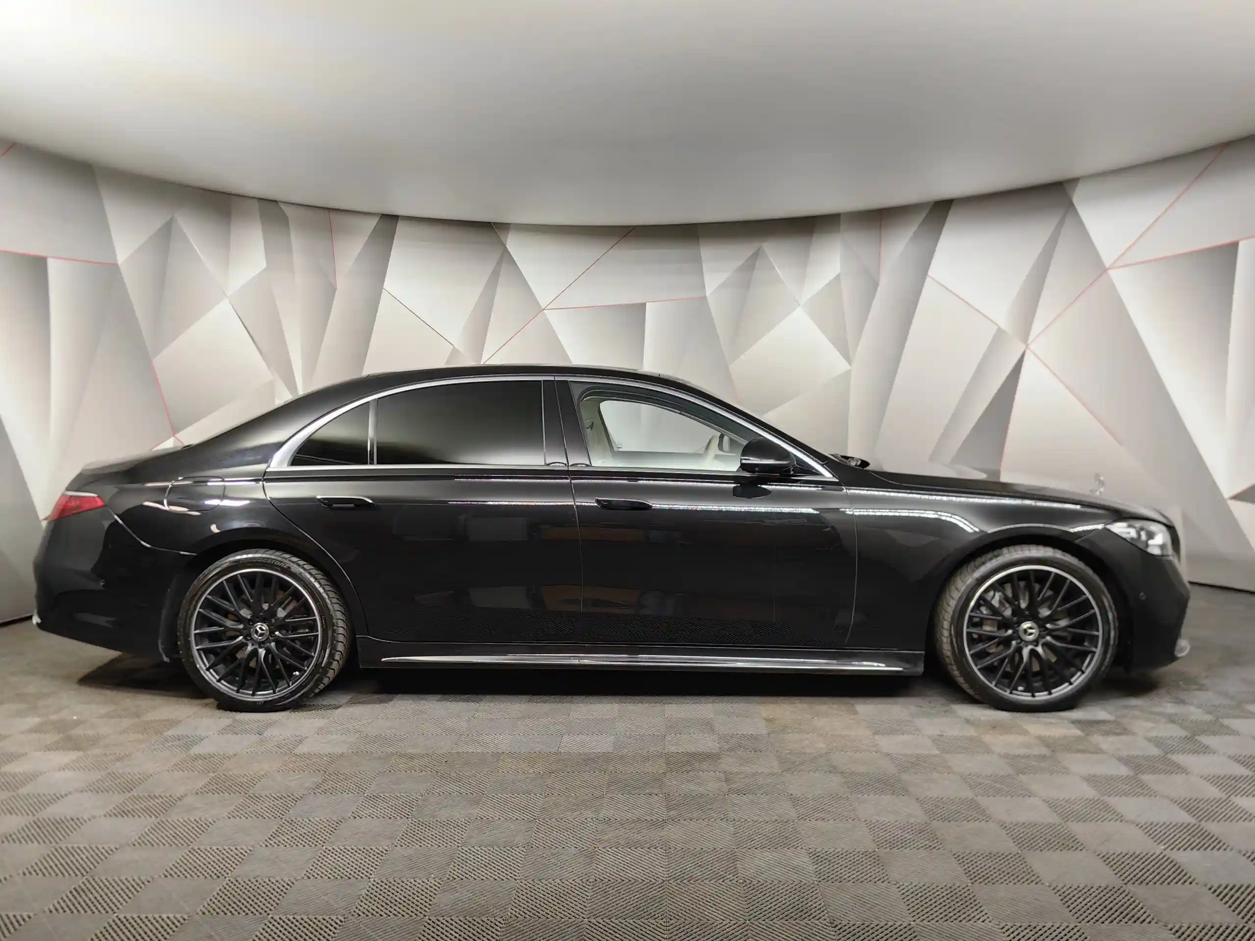 Mercedes-Benz S-Класс 2020