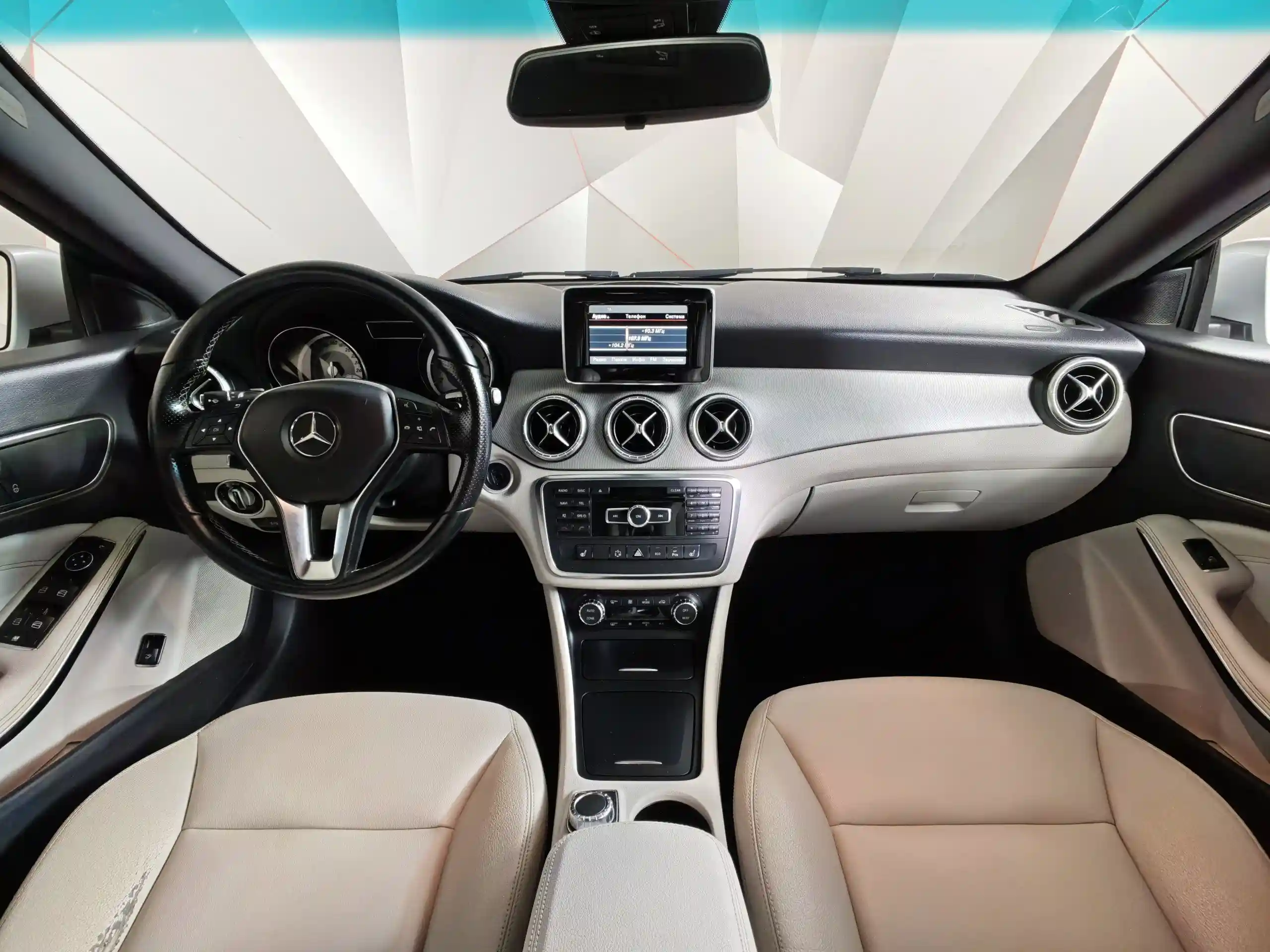 Mercedes-Benz CLA 2014