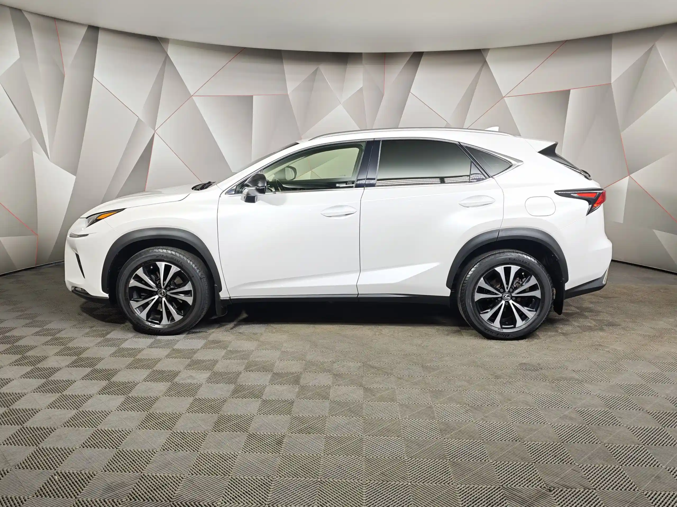 Lexus NX 2019