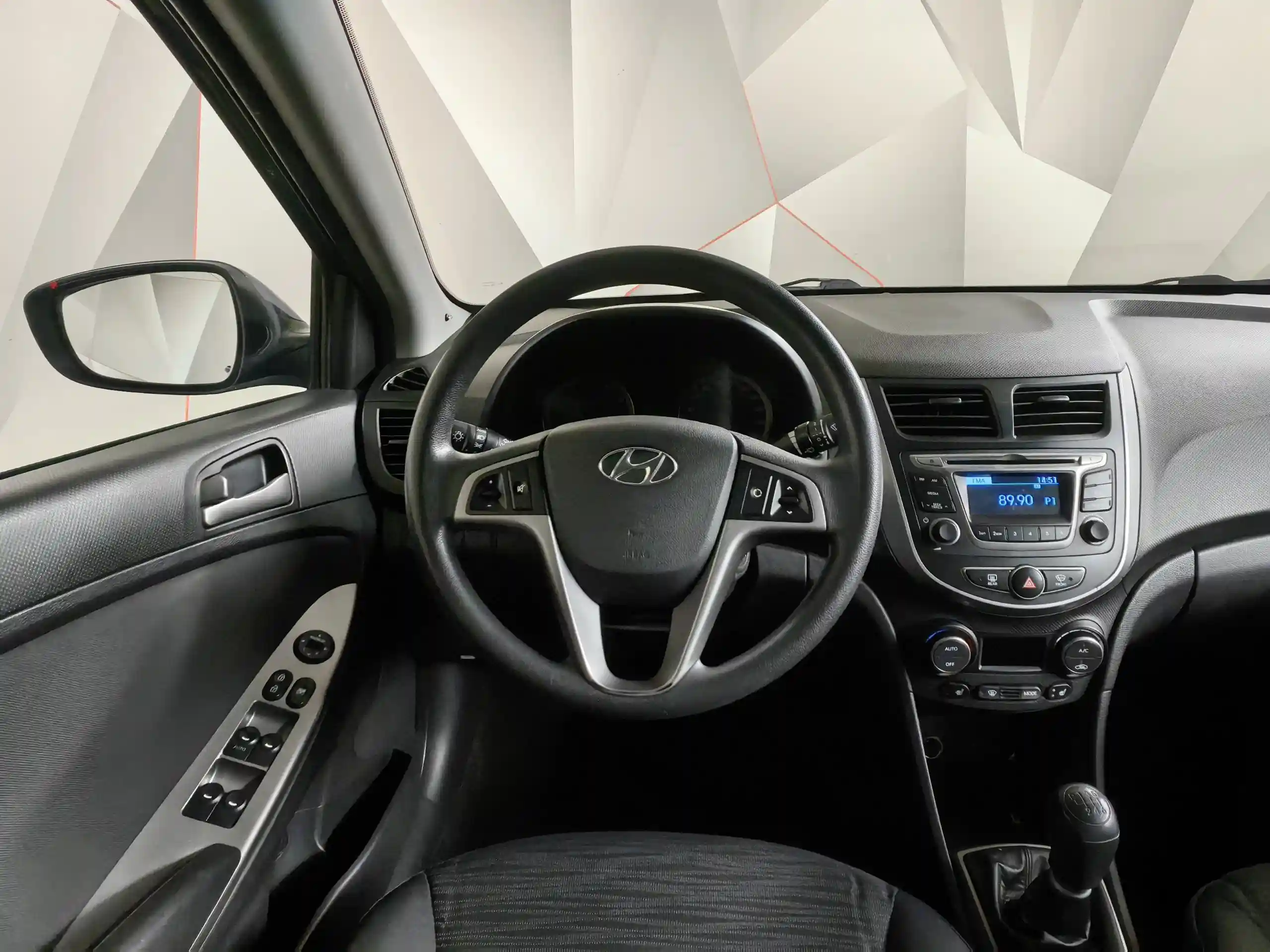 Hyundai Solaris 2016