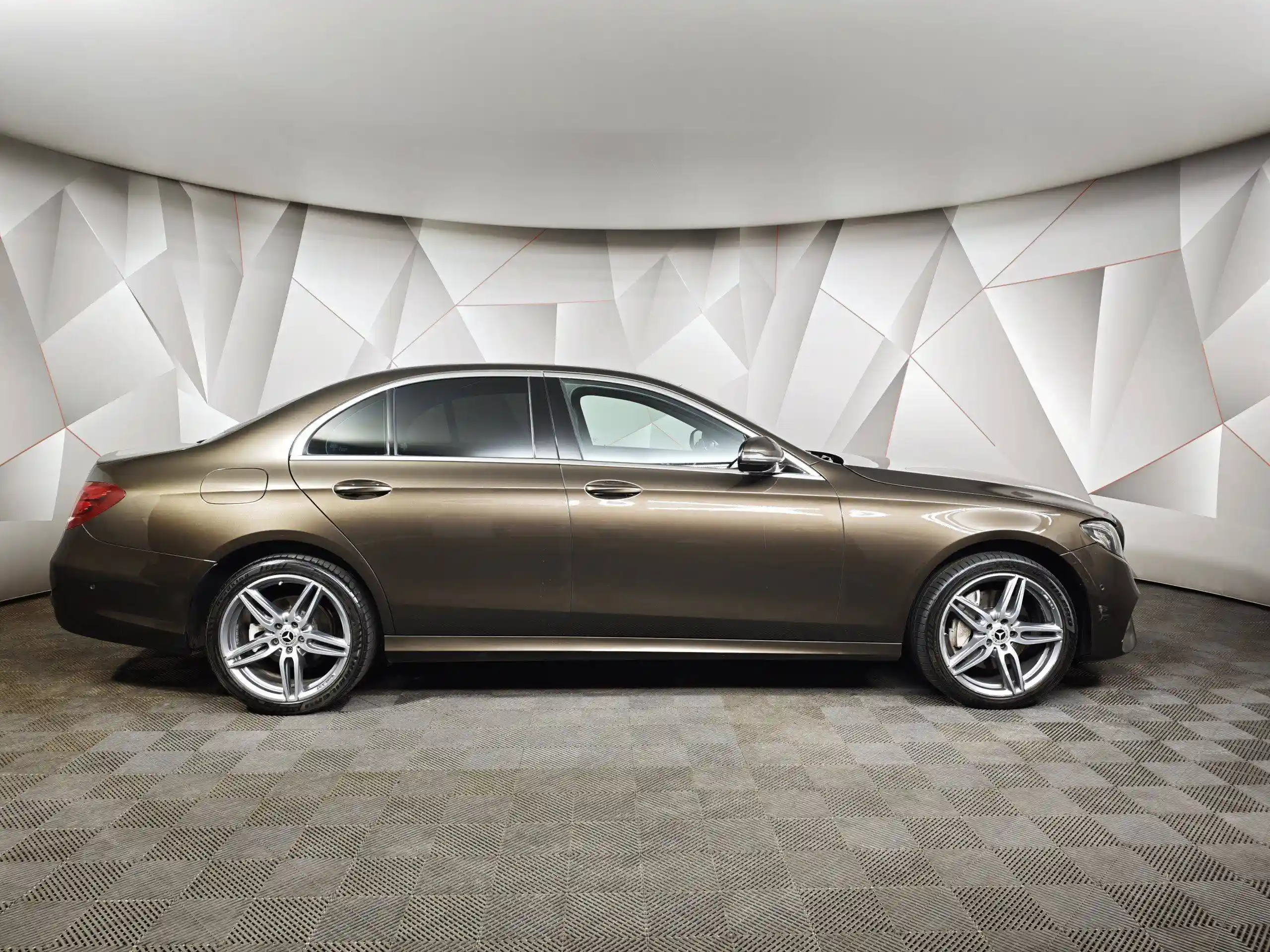 Mercedes-Benz E-Класс 2017