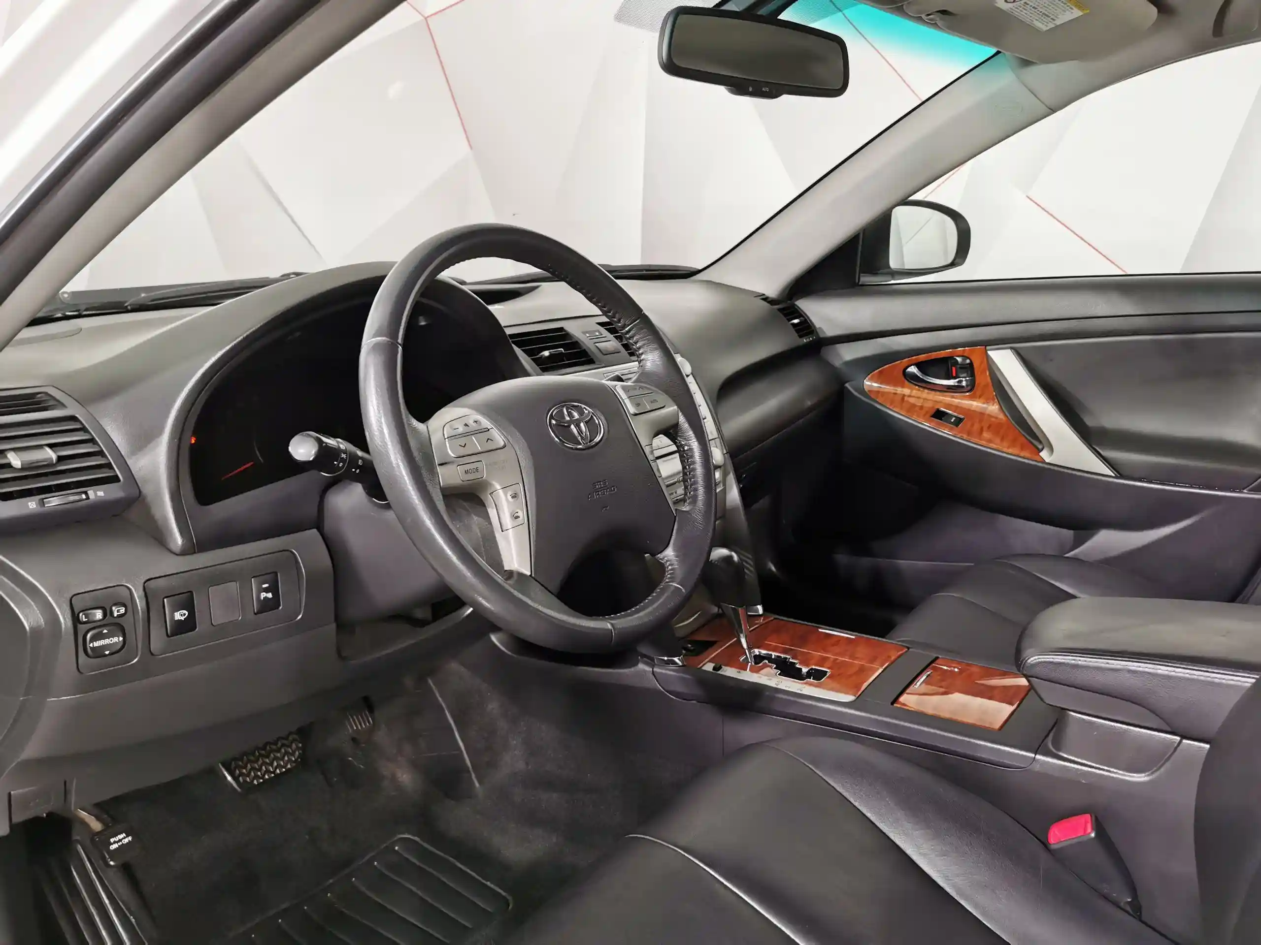Toyota Camry 2011