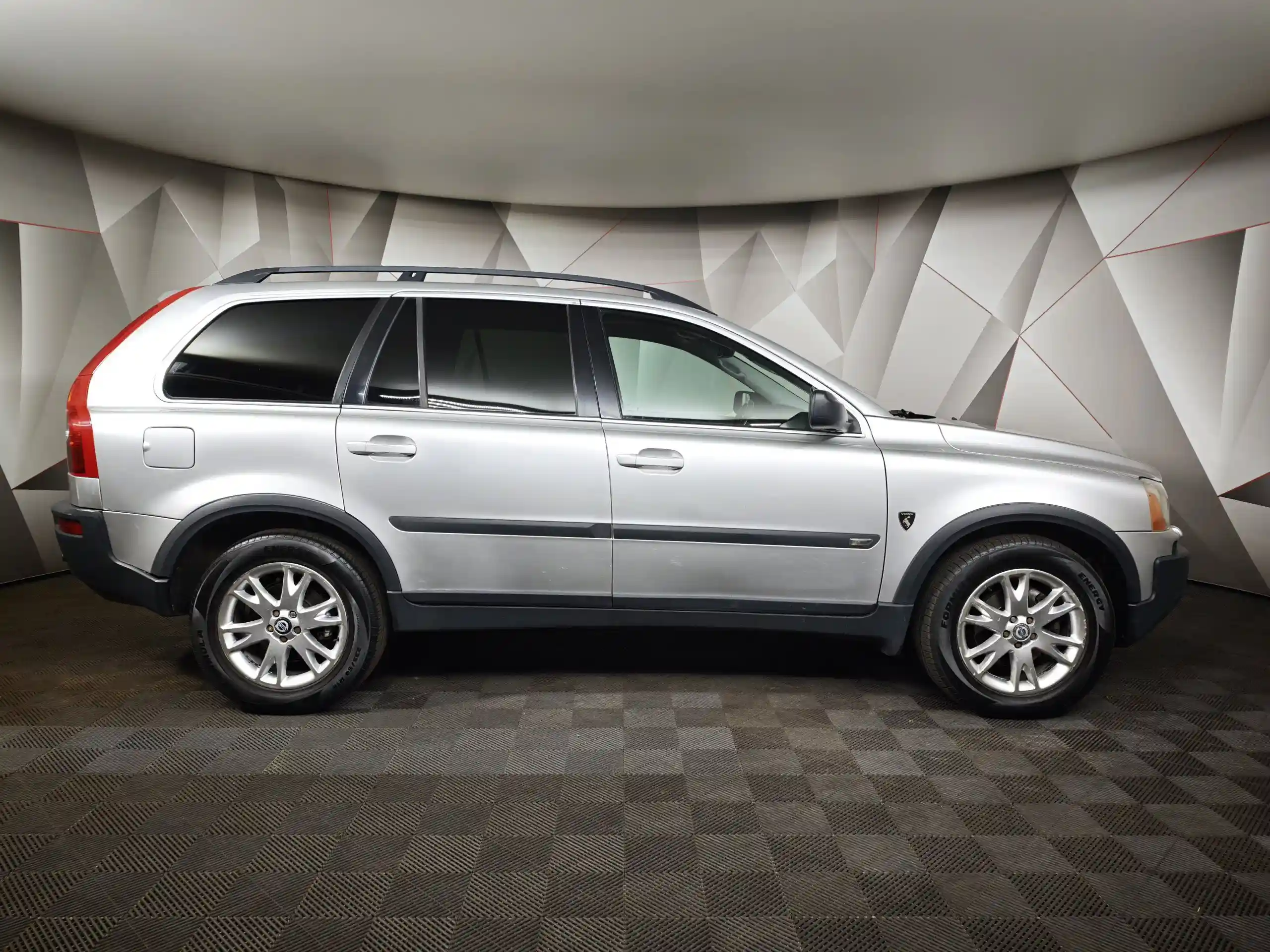 Volvo XC90 2003