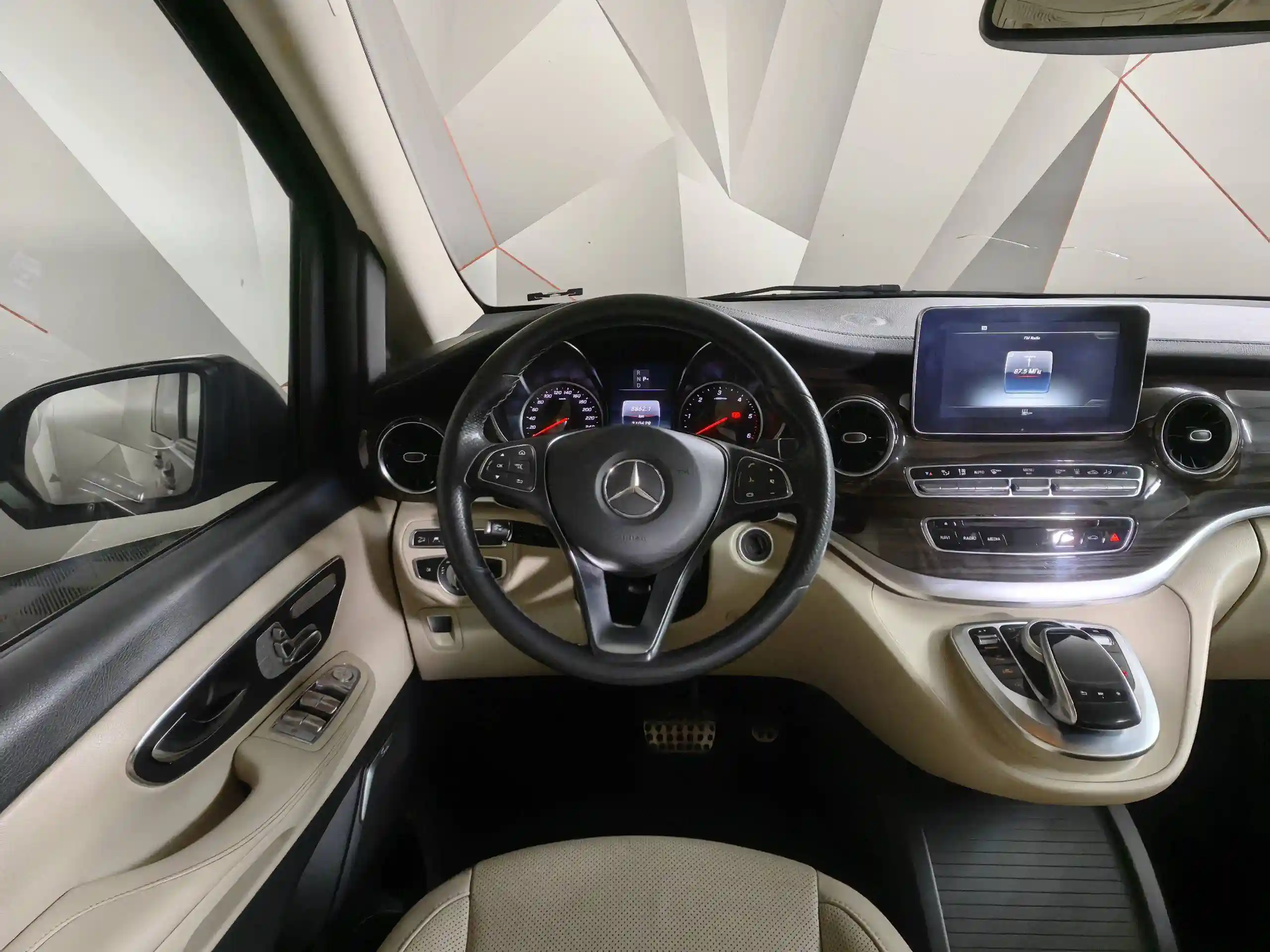 Mercedes-Benz V-Класс 2019