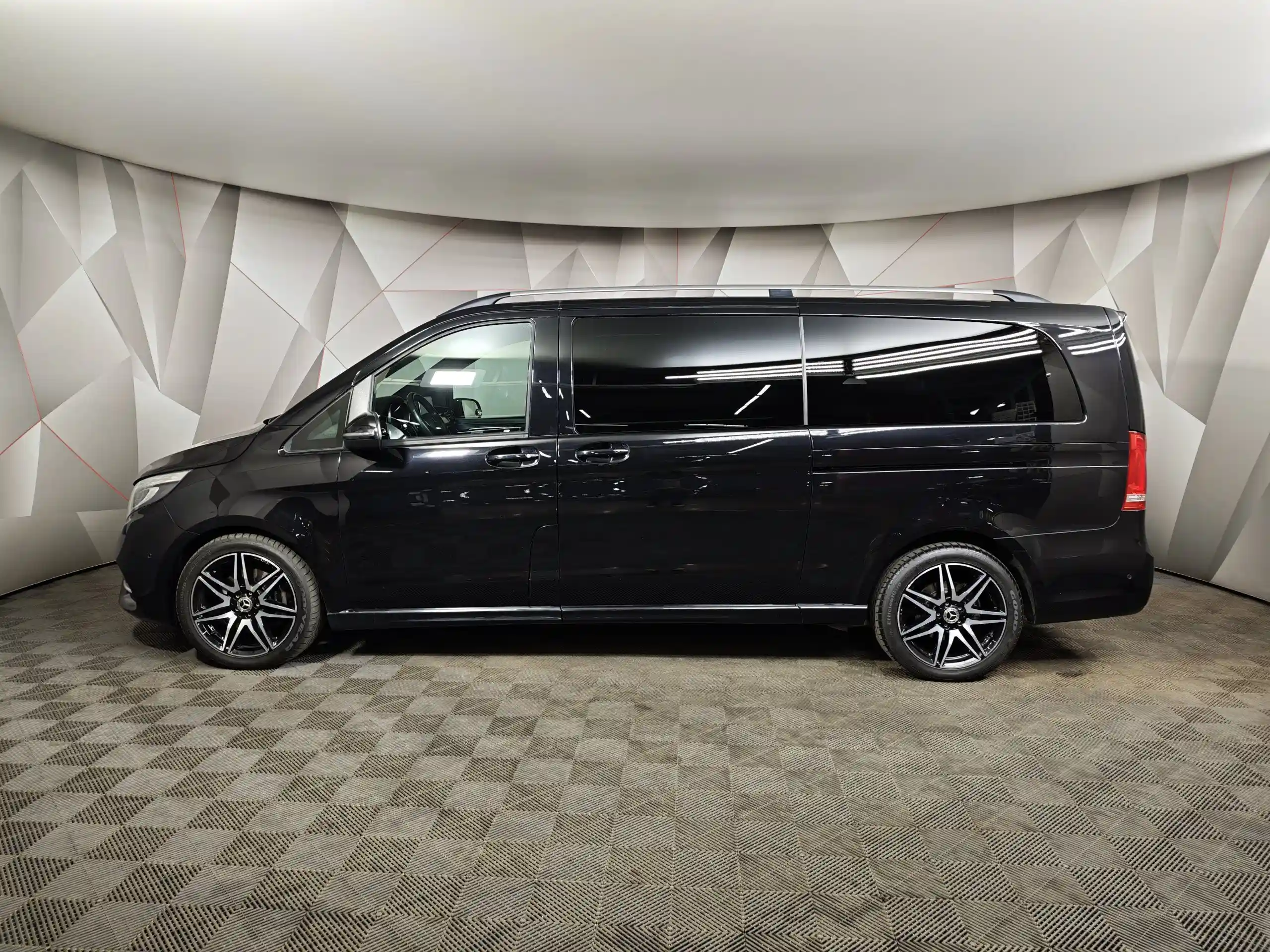 Mercedes-Benz V-Класс 2020
