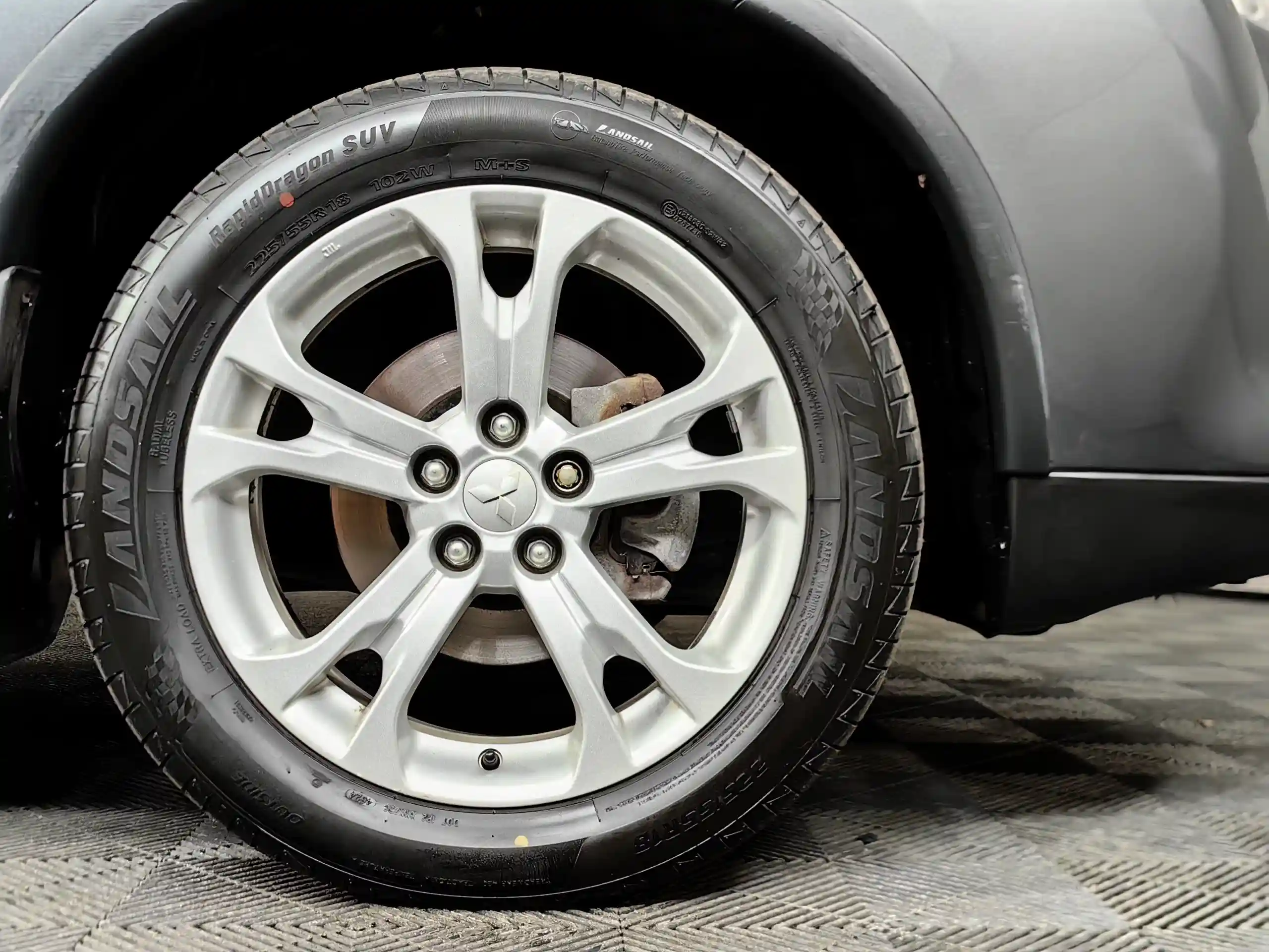 Mitsubishi Outlander 2014