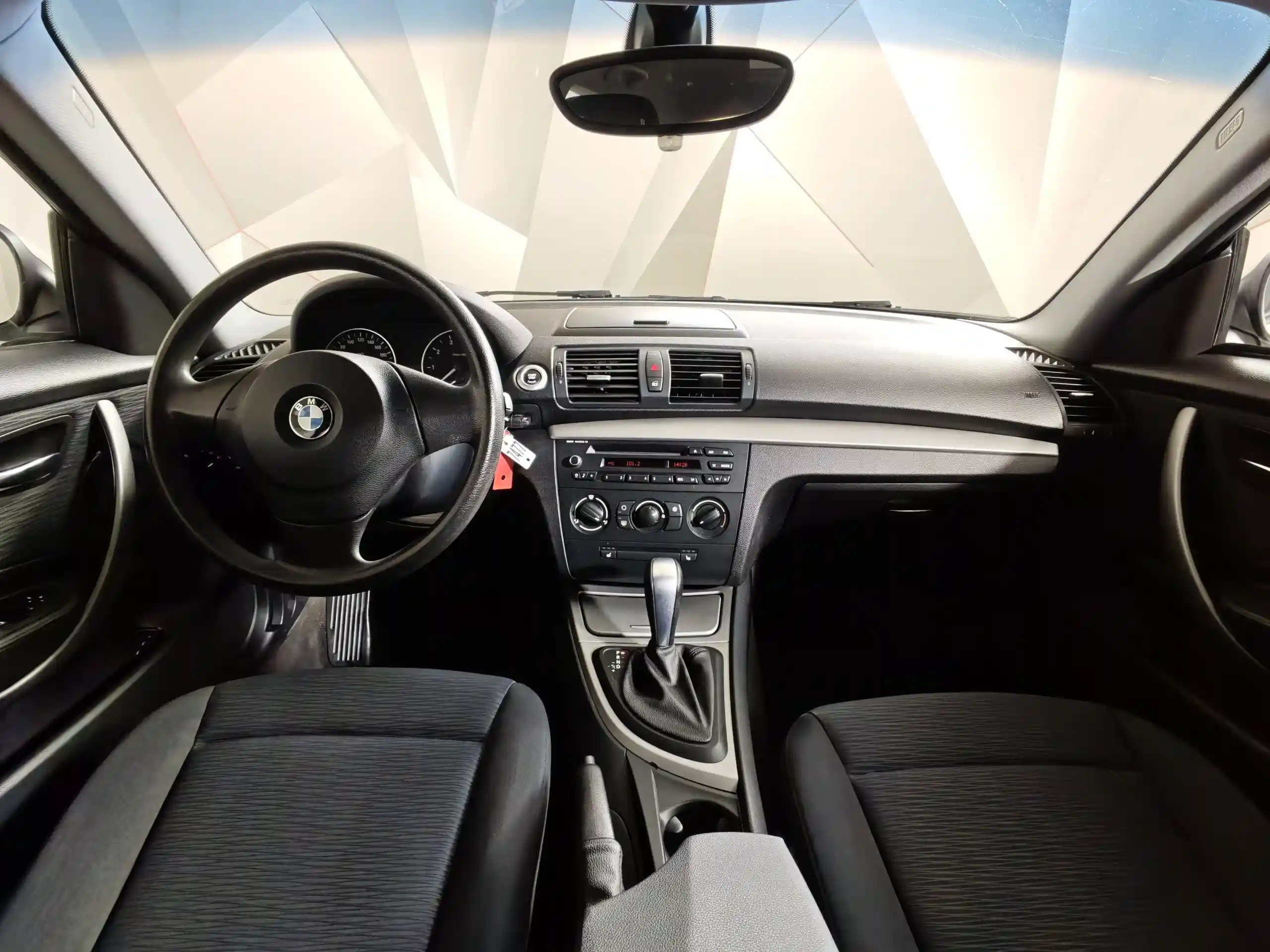 BMW 1 серия 2010