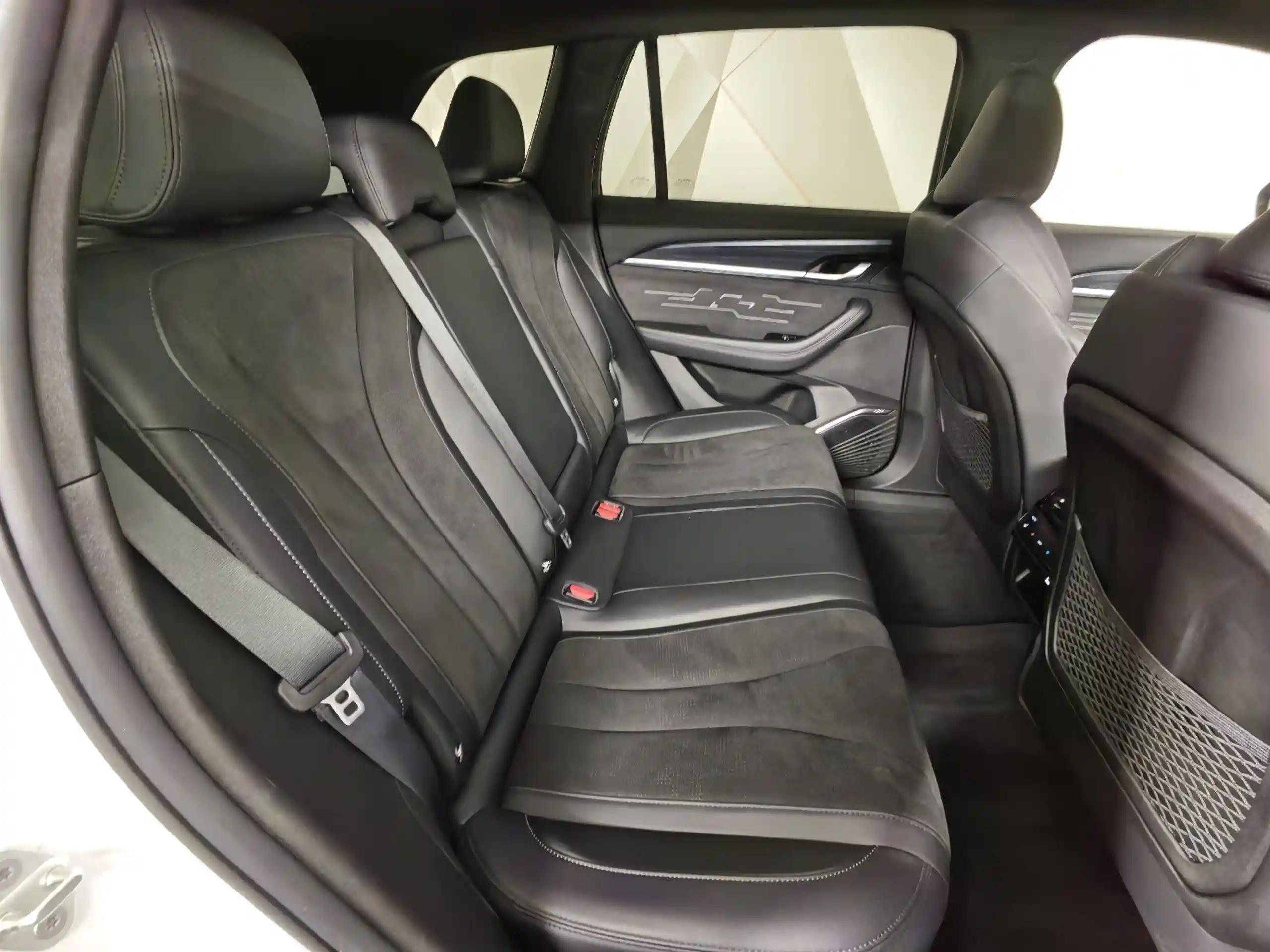 Geely Monjaro 2024