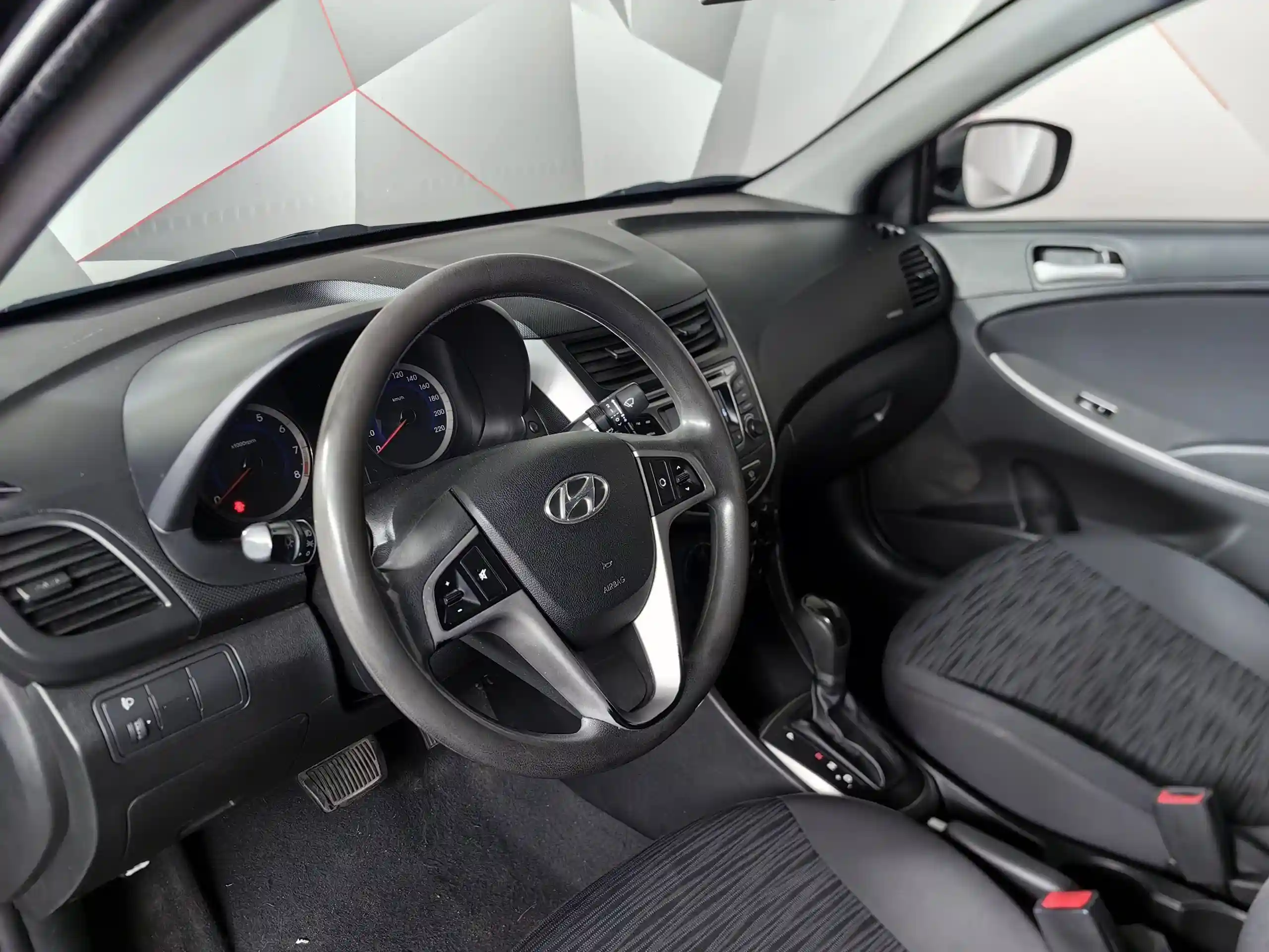 Hyundai Solaris 2014