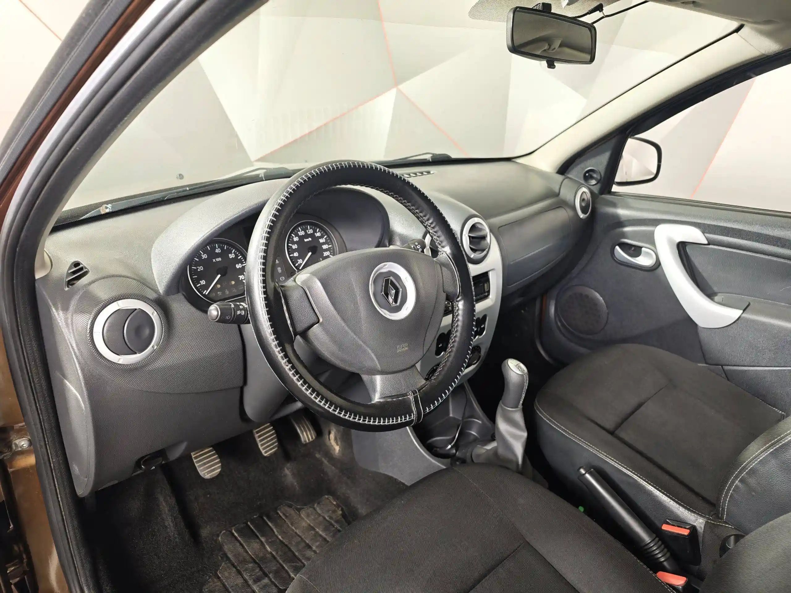 Renault Sandero 2013