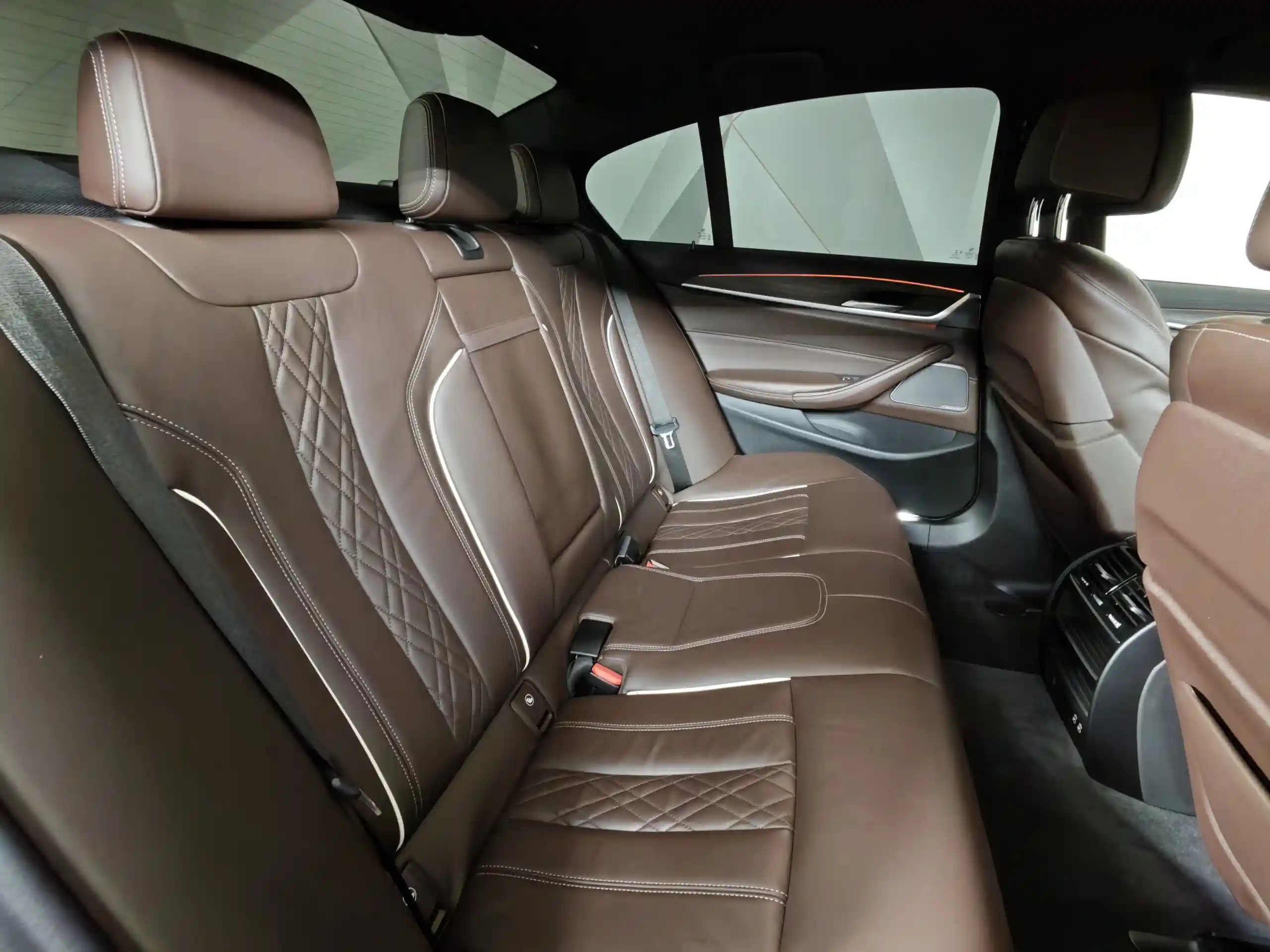 BMW 5 серия 2019
