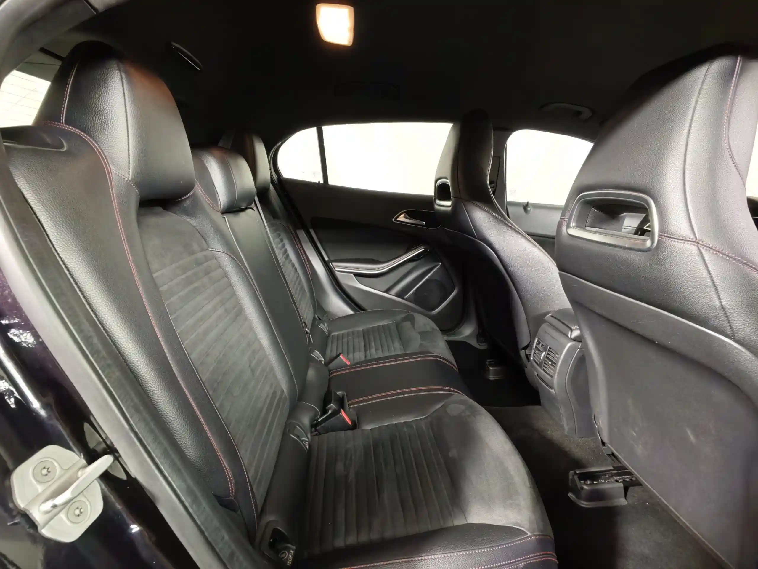 Mercedes-Benz GLA 2014