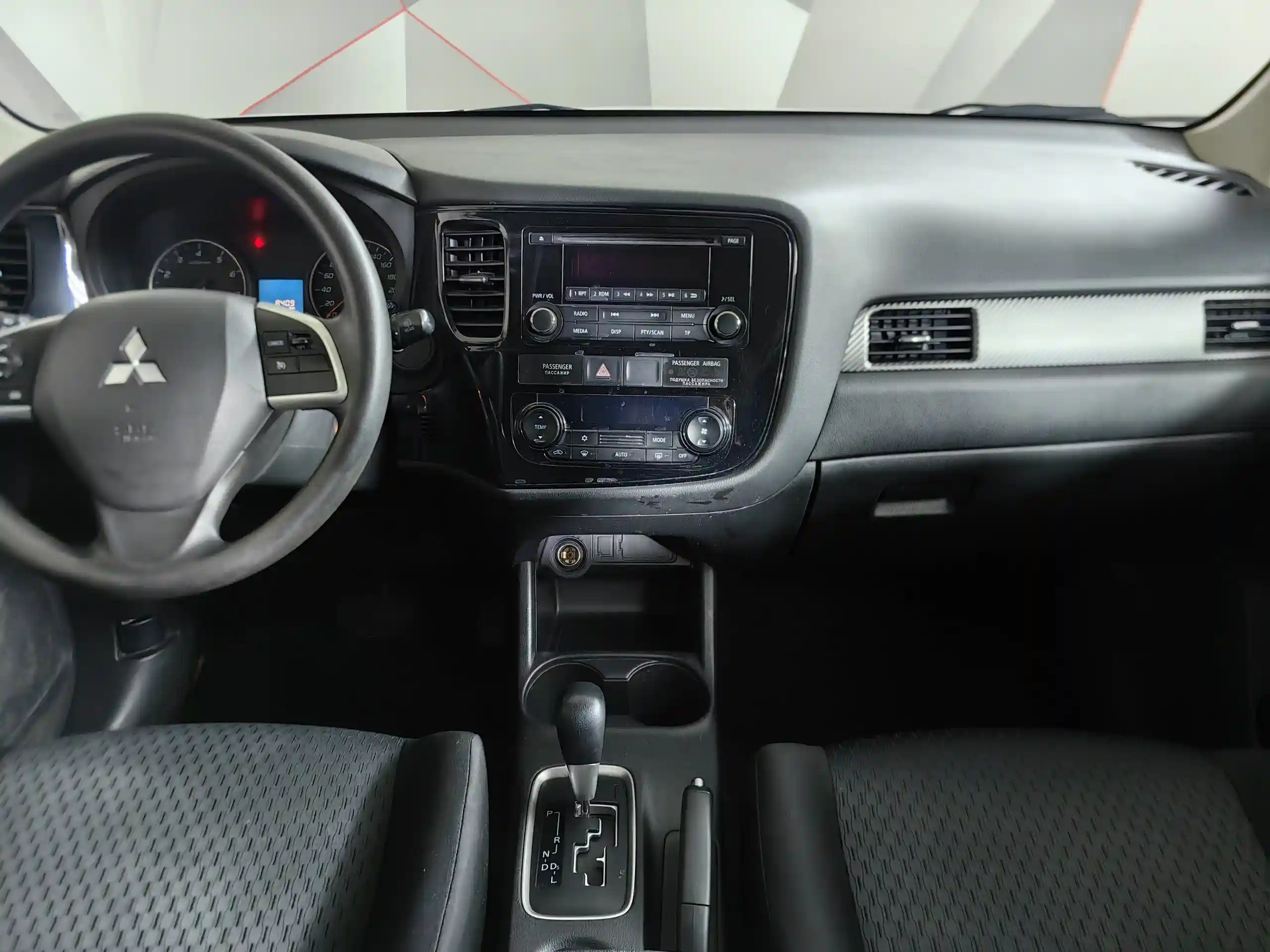 Mitsubishi Outlander 2014