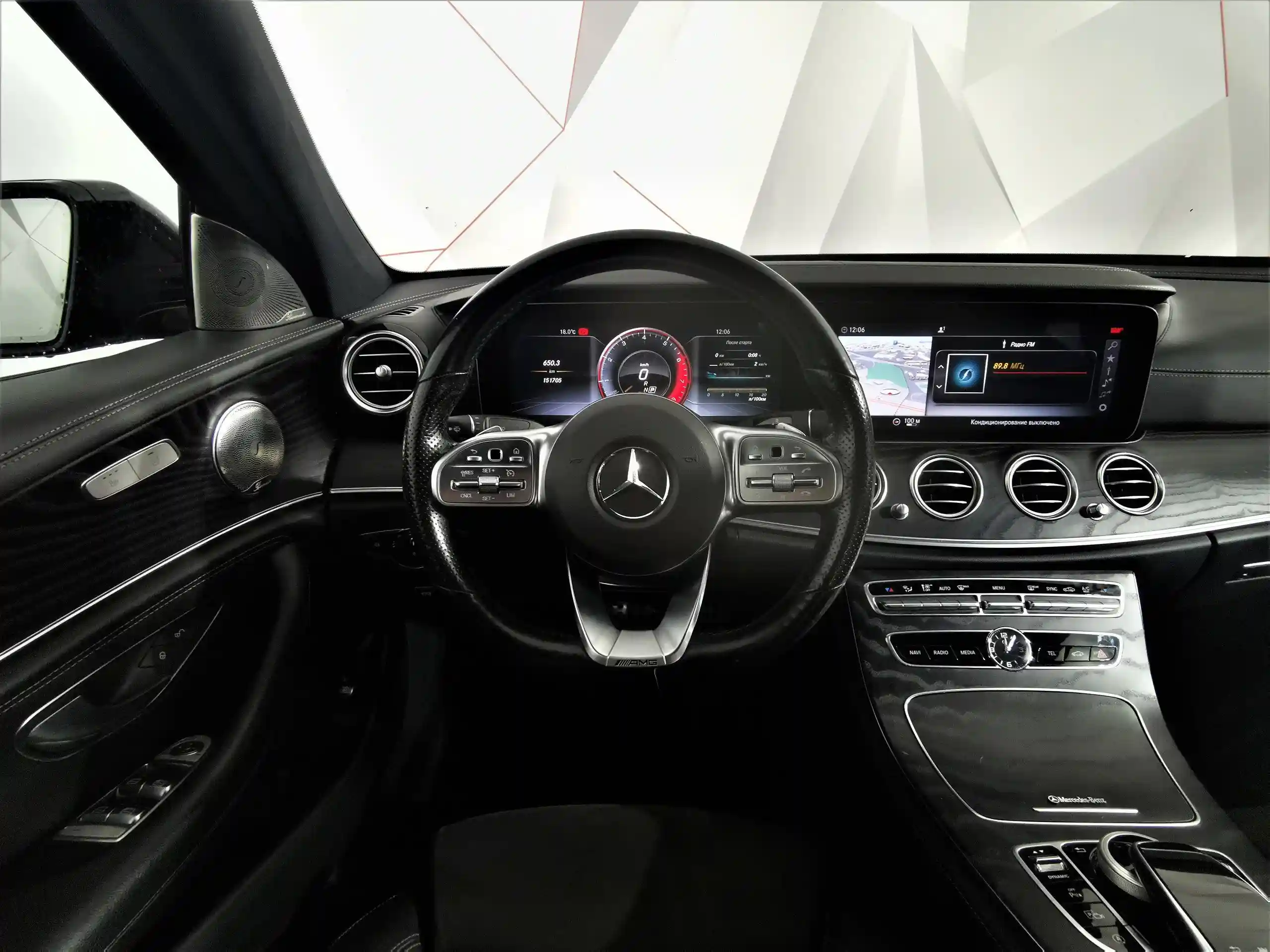 Mercedes-Benz E-Класс 2019