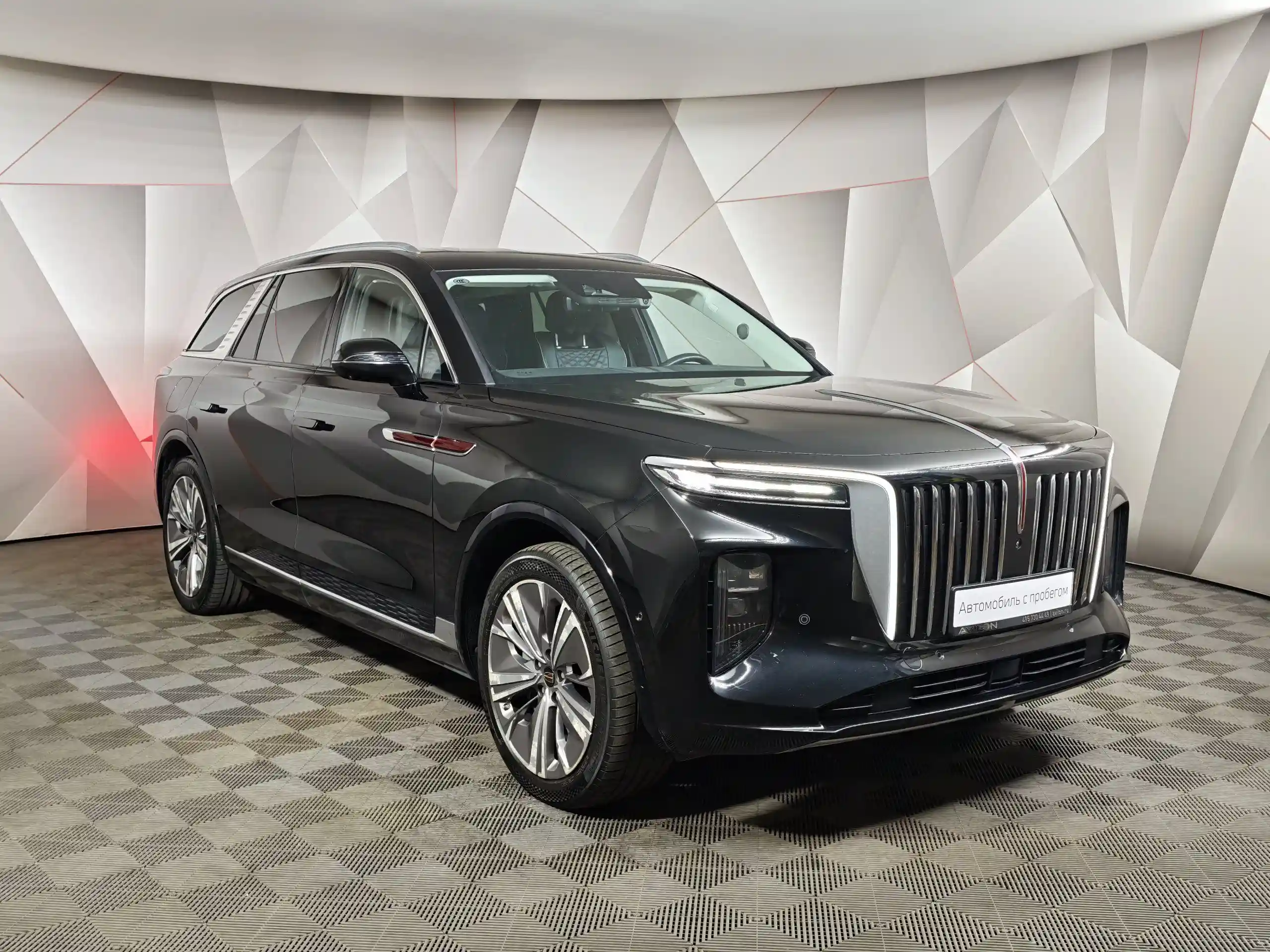 Hongqi E-HS9 2021