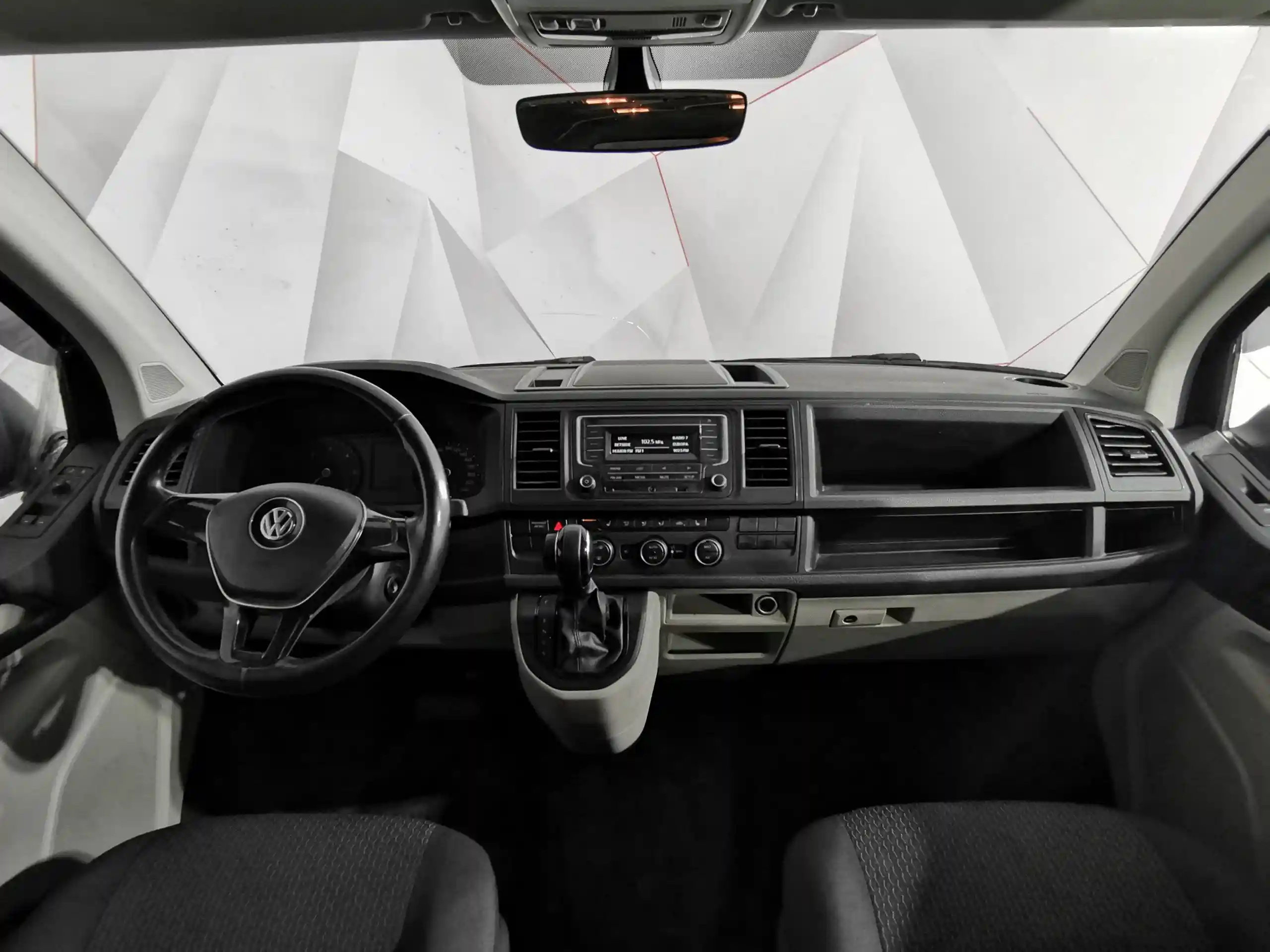 Volkswagen Caravelle 2018