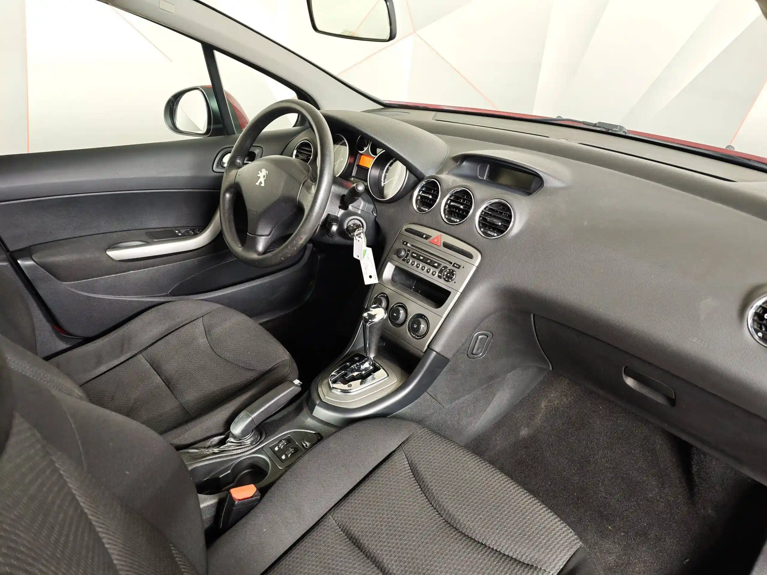 Peugeot 408 2012