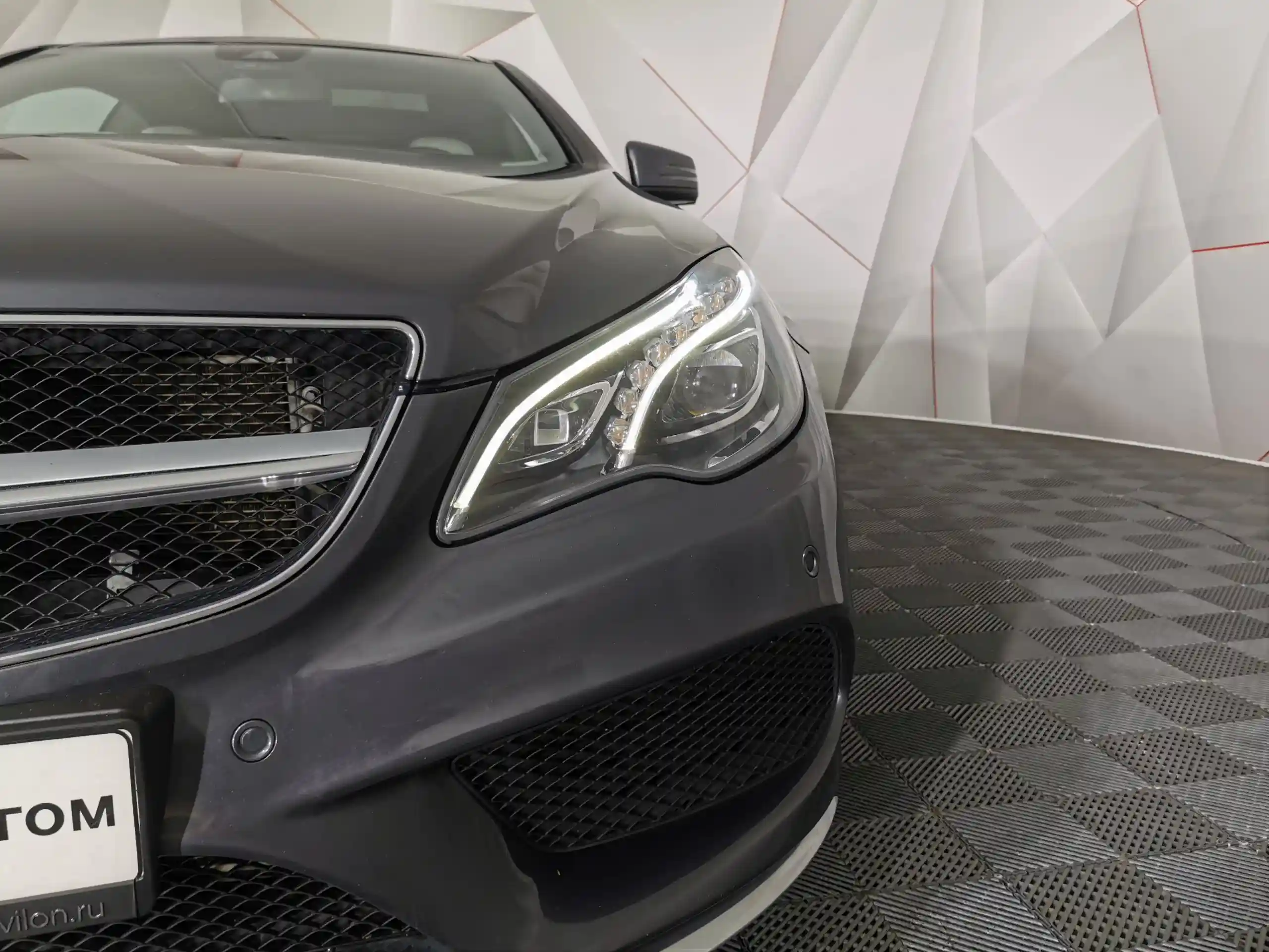 Mercedes-Benz E-Класс 2013