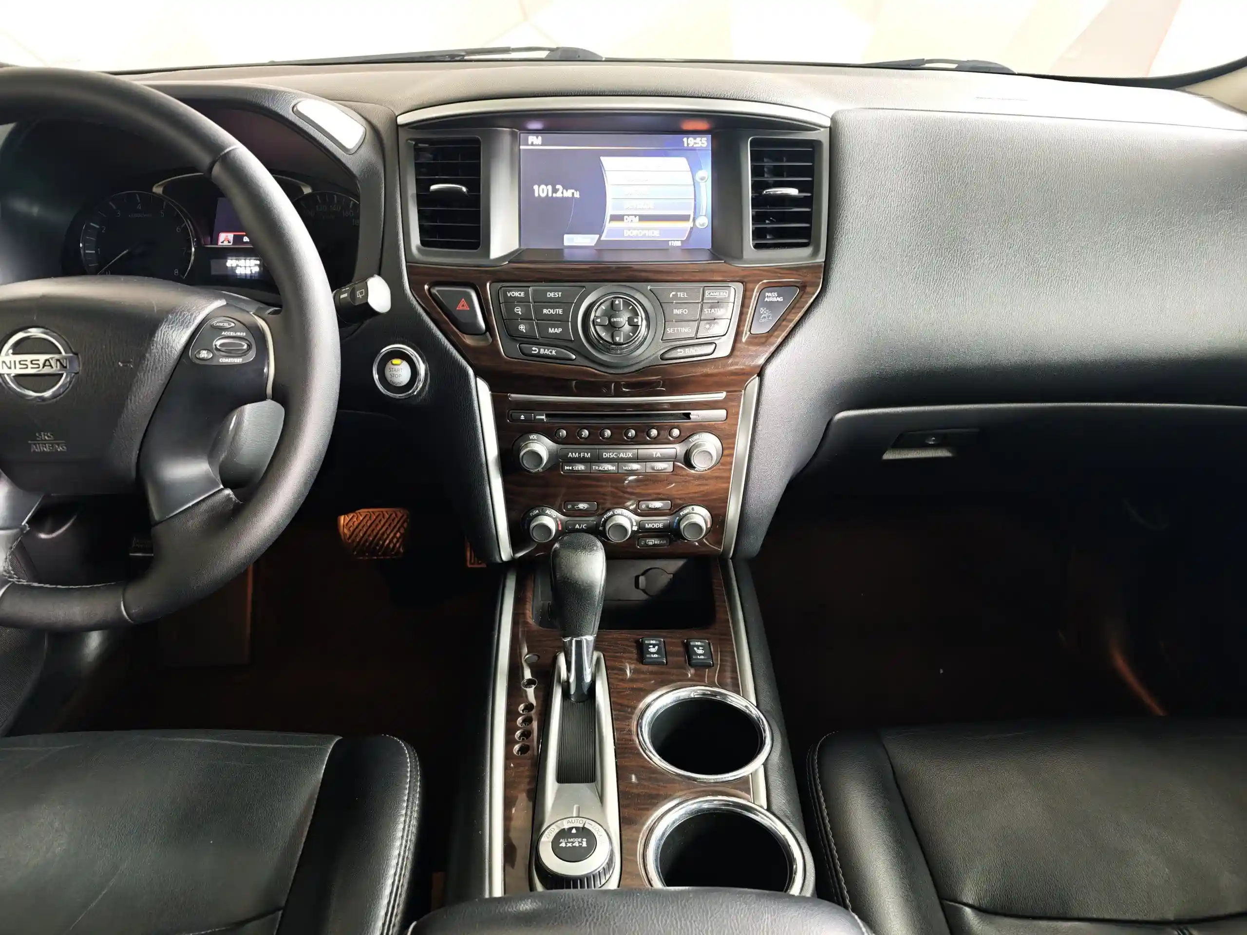Nissan Pathfinder 2014