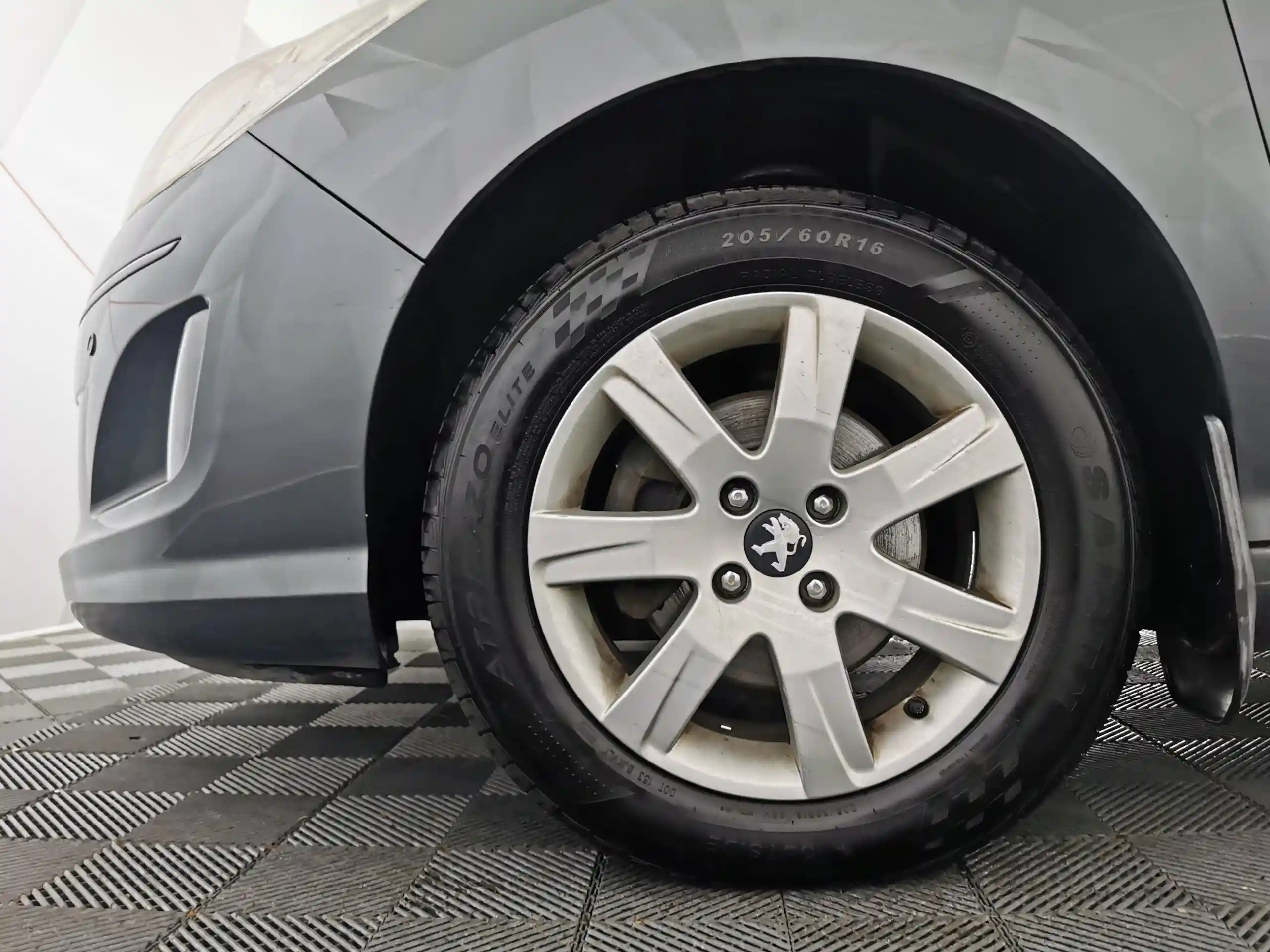 Peugeot 408 2013