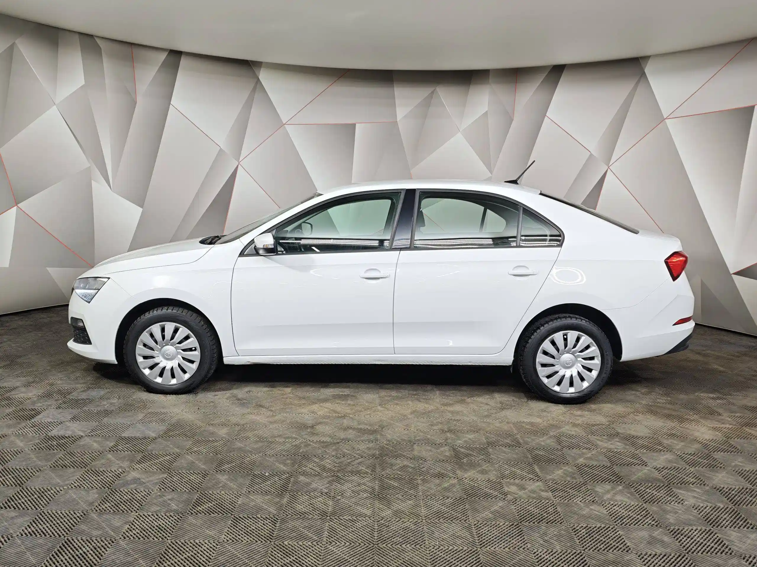 Skoda Rapid 2021
