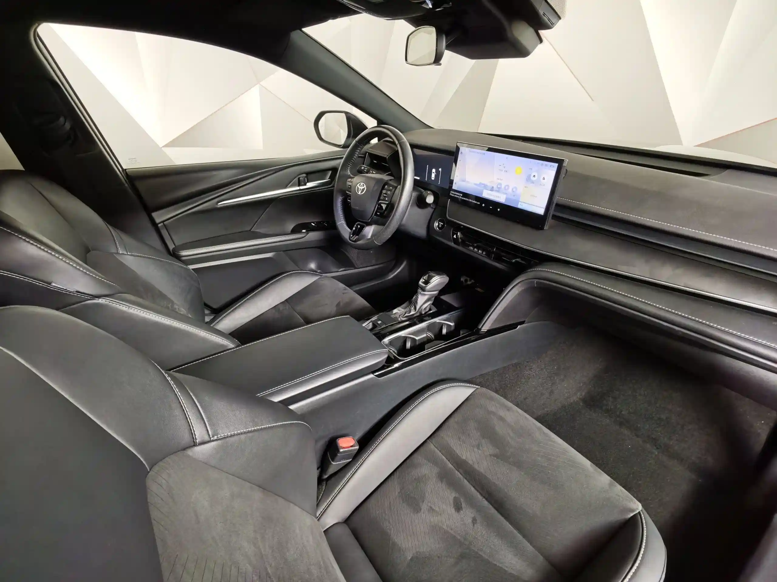 Toyota Camry 2024