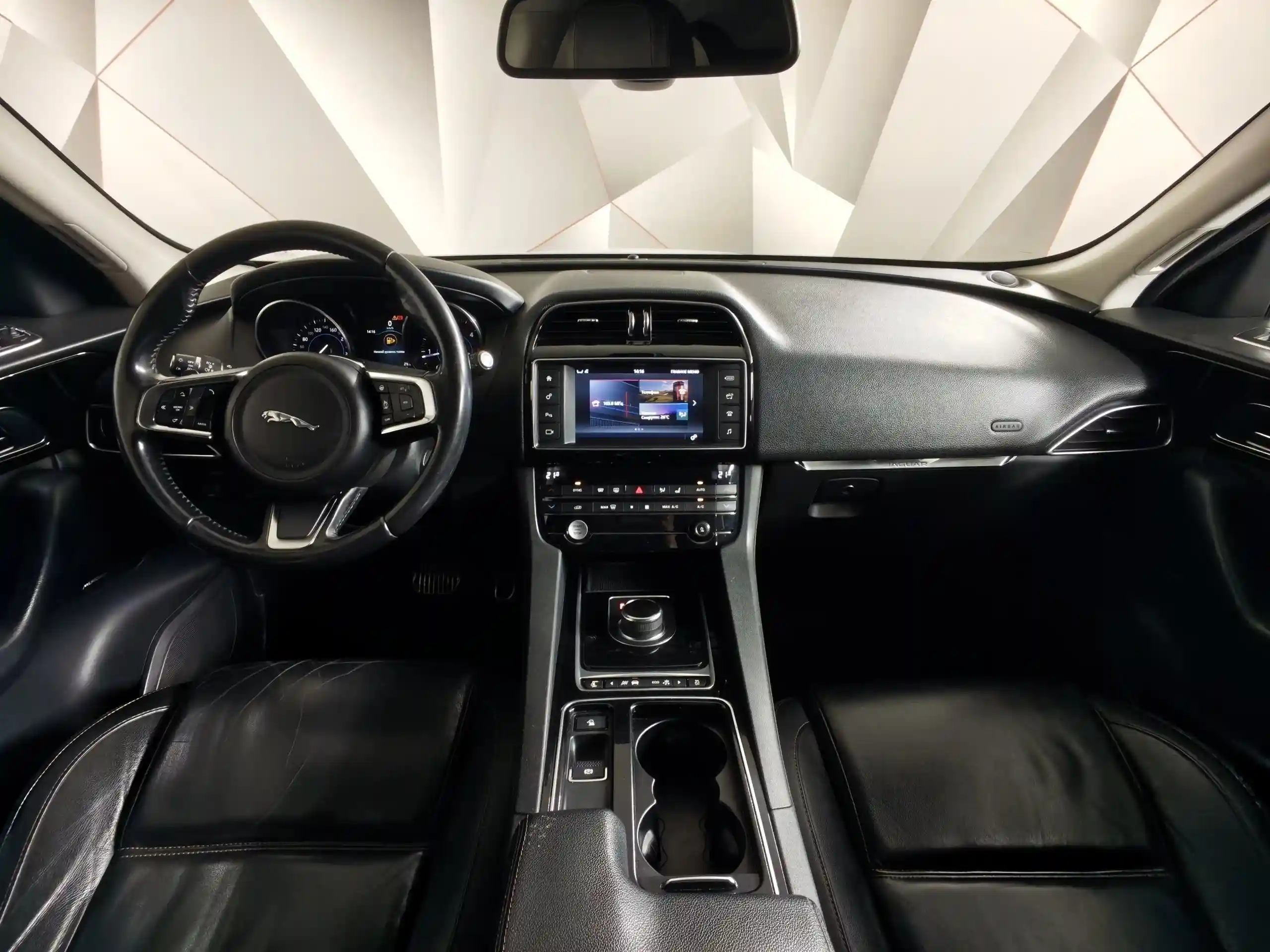 Jaguar F-Pace 2017