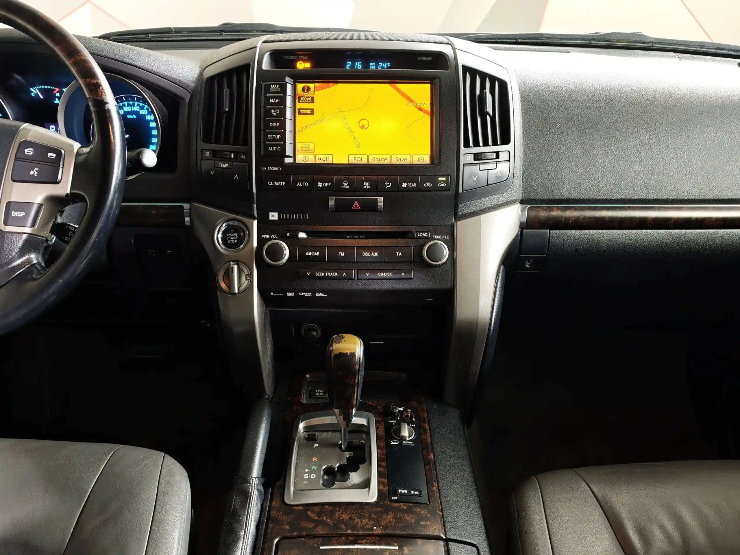 Toyota Land Cruiser 2010