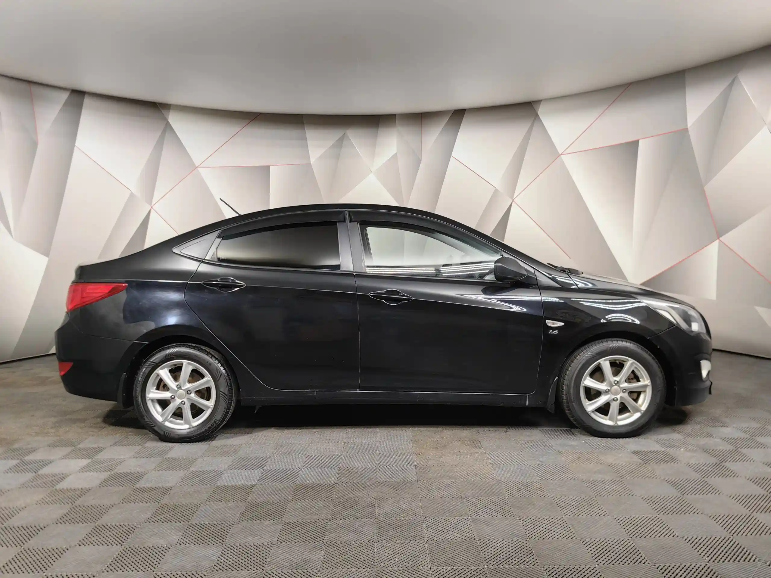 Hyundai Solaris 2014