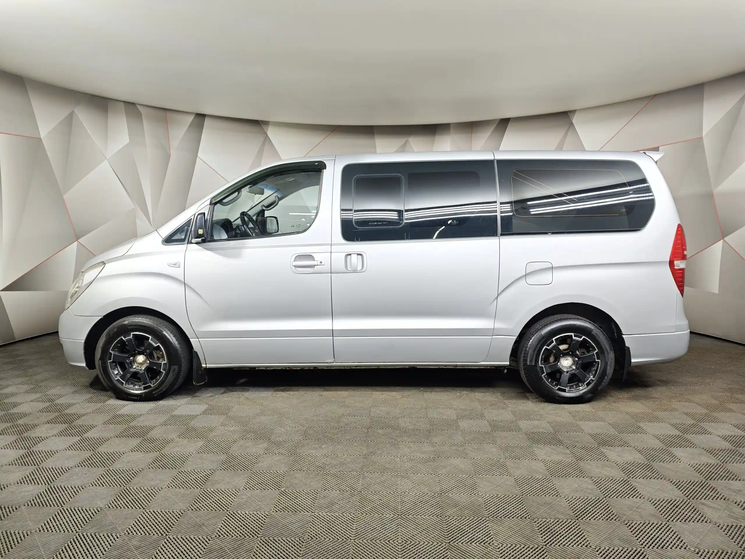 Hyundai Grand Starex 2008
