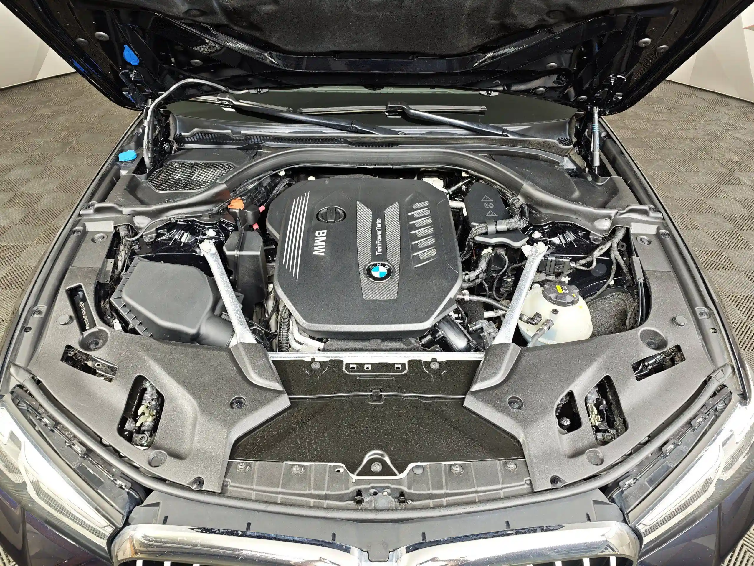 BMW 5 серия 2020