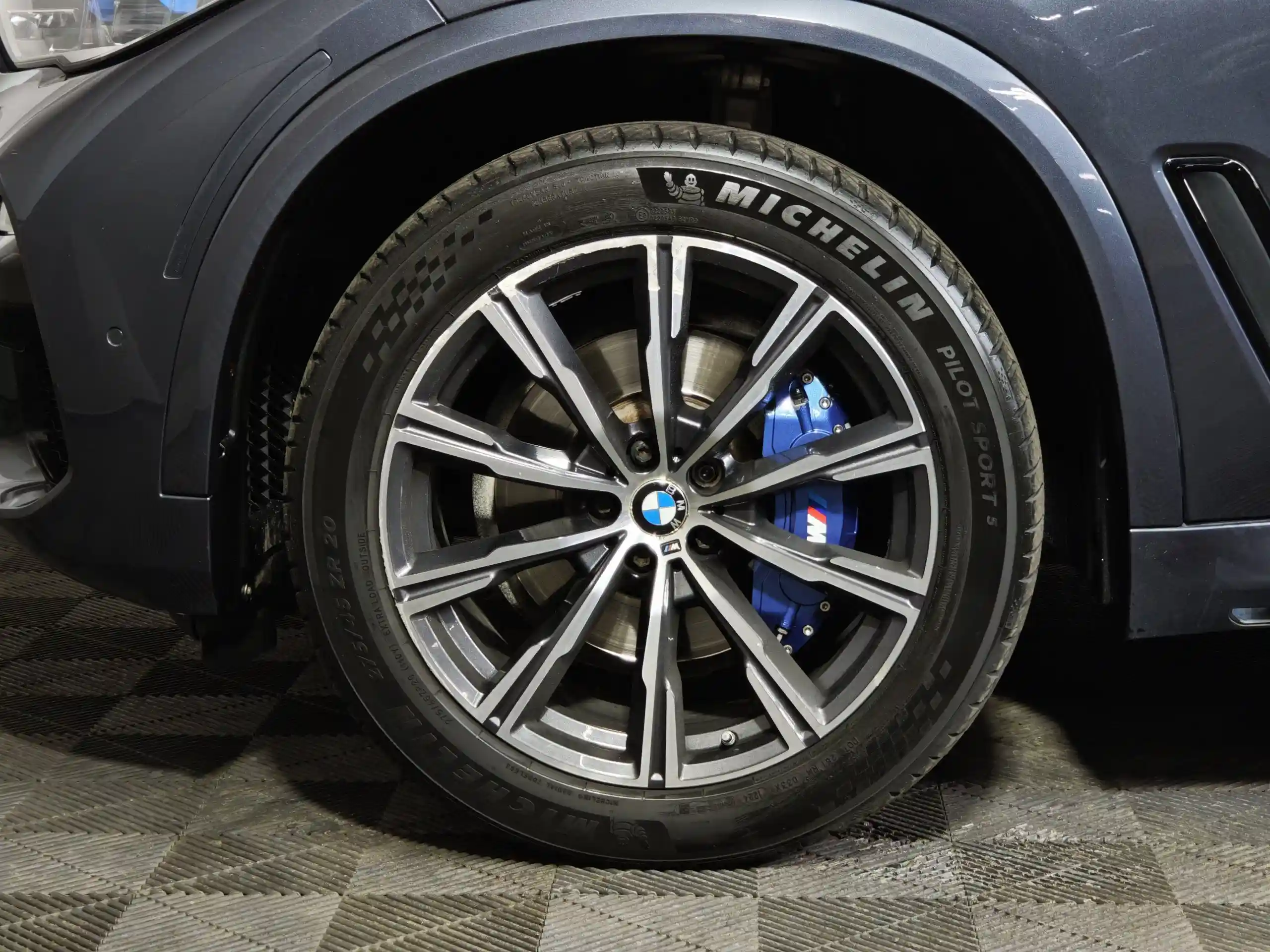 BMW X5 2019