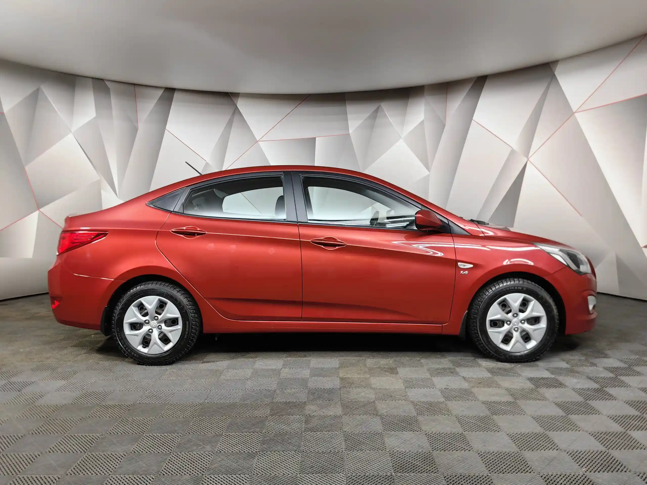 Hyundai Solaris 2014