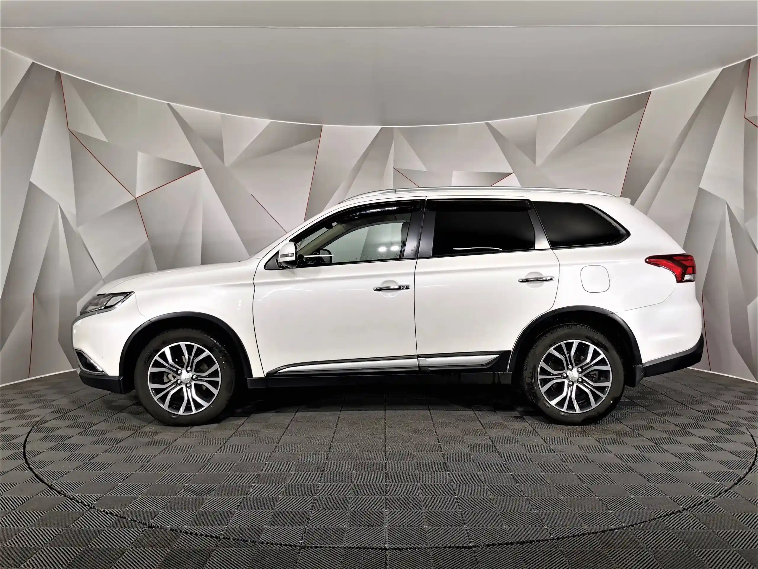 Mitsubishi Outlander 2018