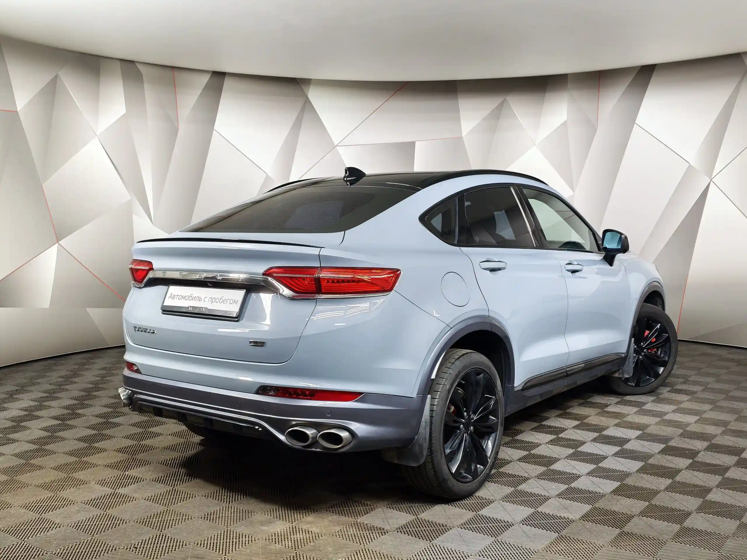 Geely Tugella 2022