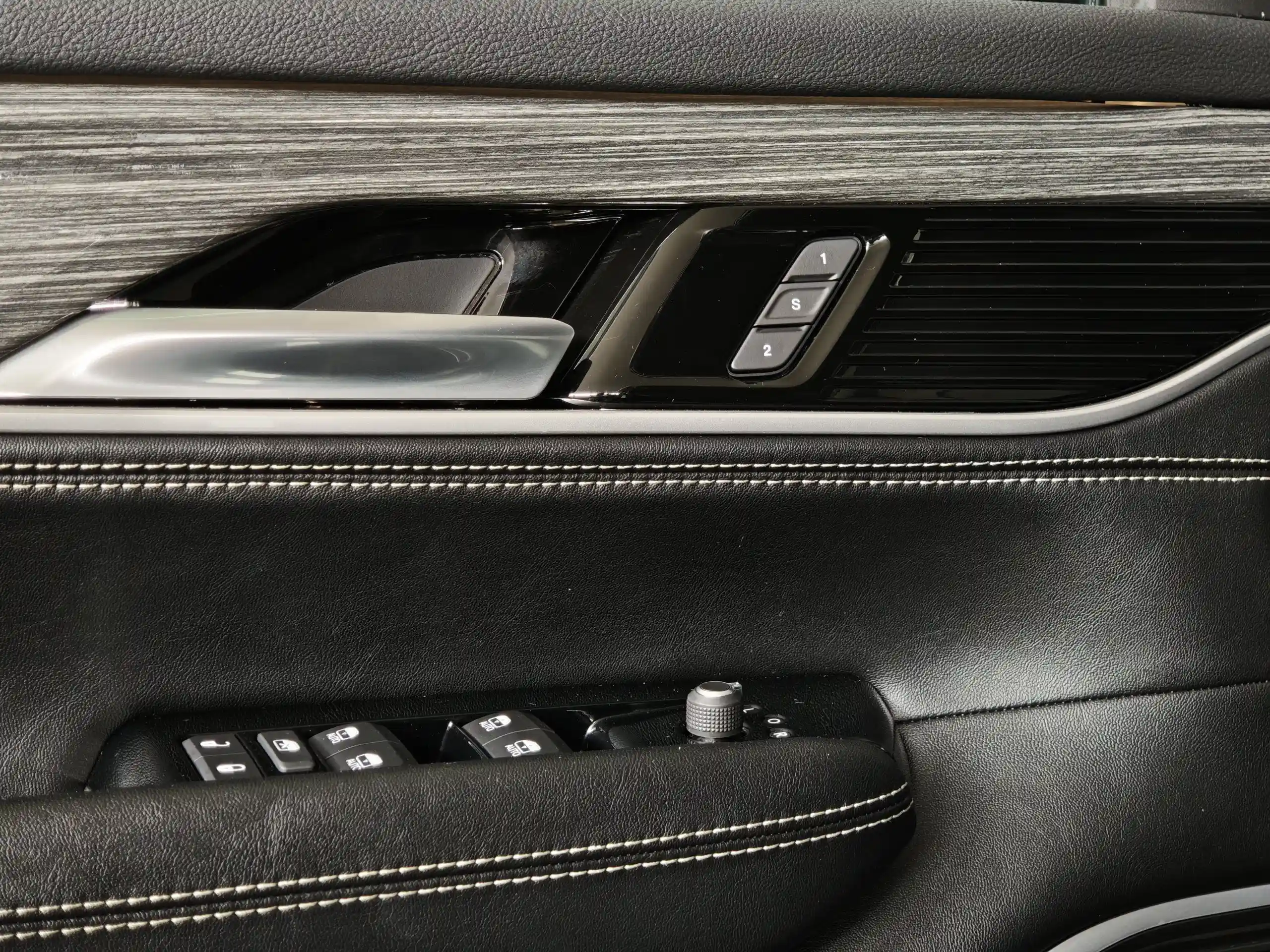 Jeep Grand Wagoneer 2022