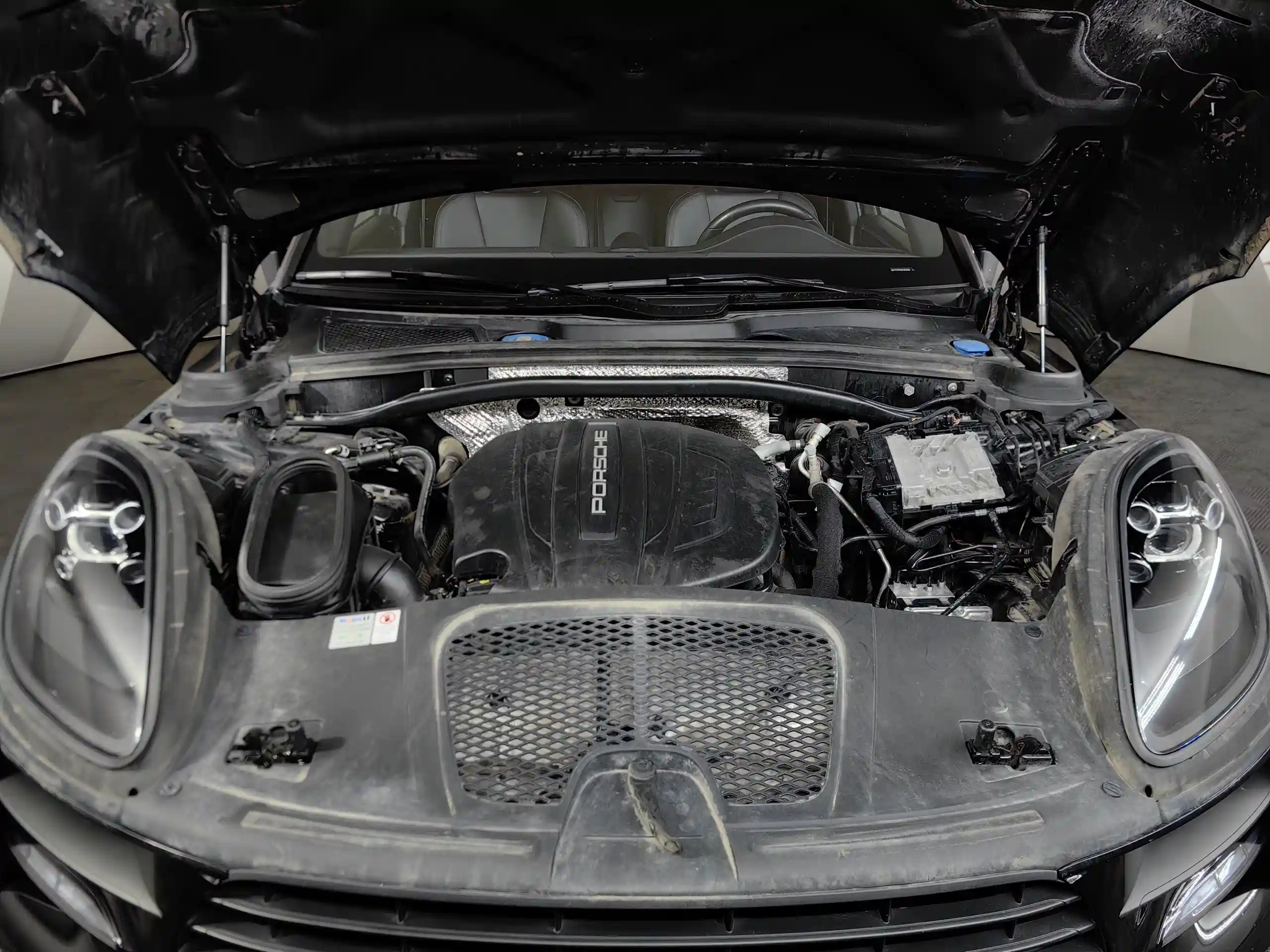 Porsche Macan 2021
