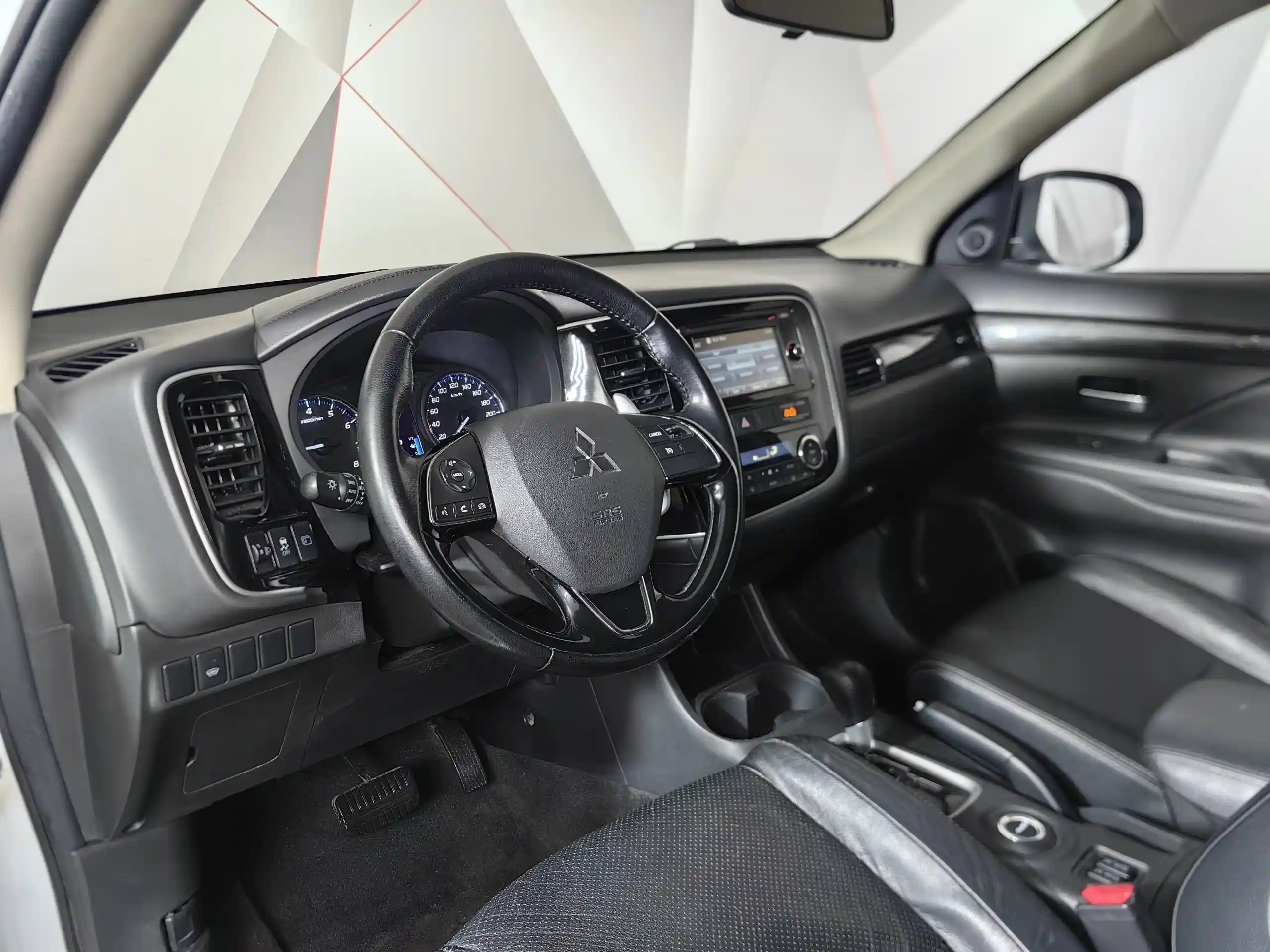 Mitsubishi Outlander 2015