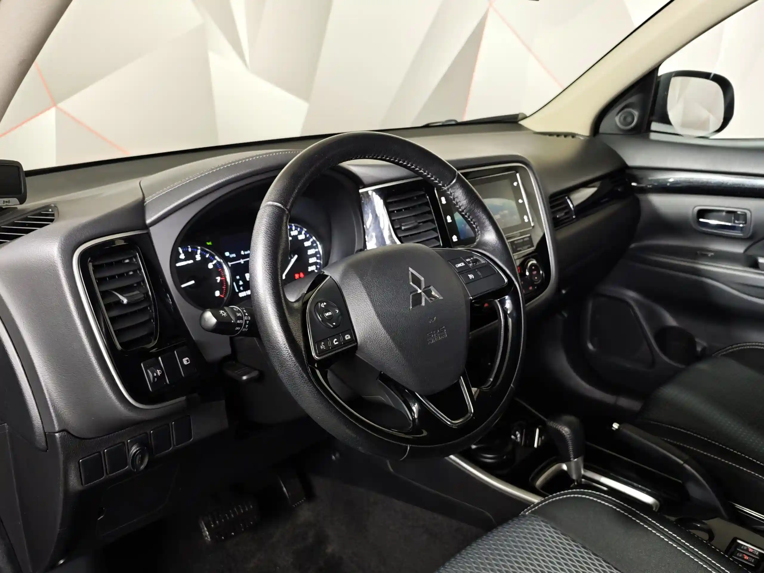 Mitsubishi Outlander 2019