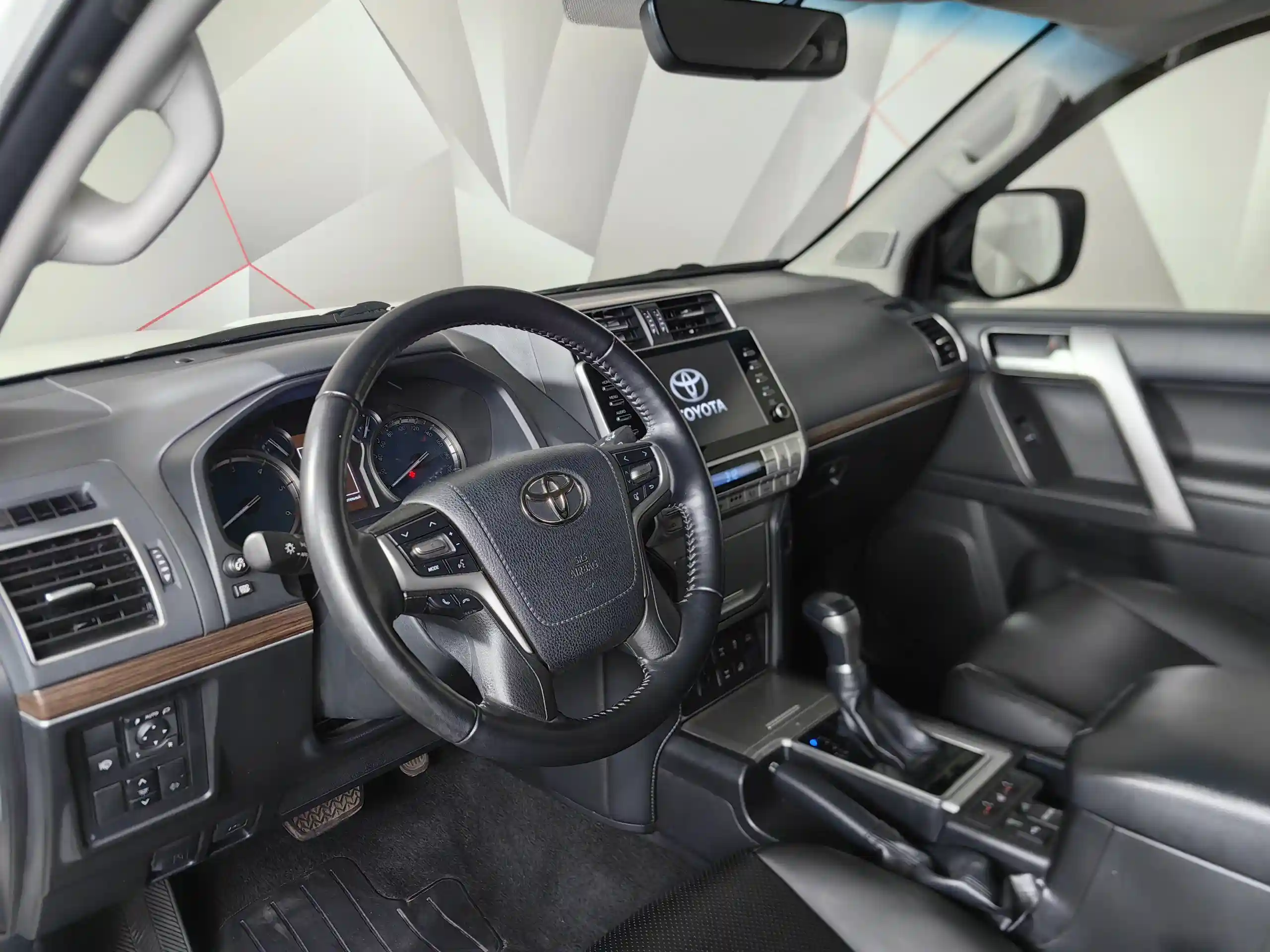 Toyota Land Cruiser Prado 2023