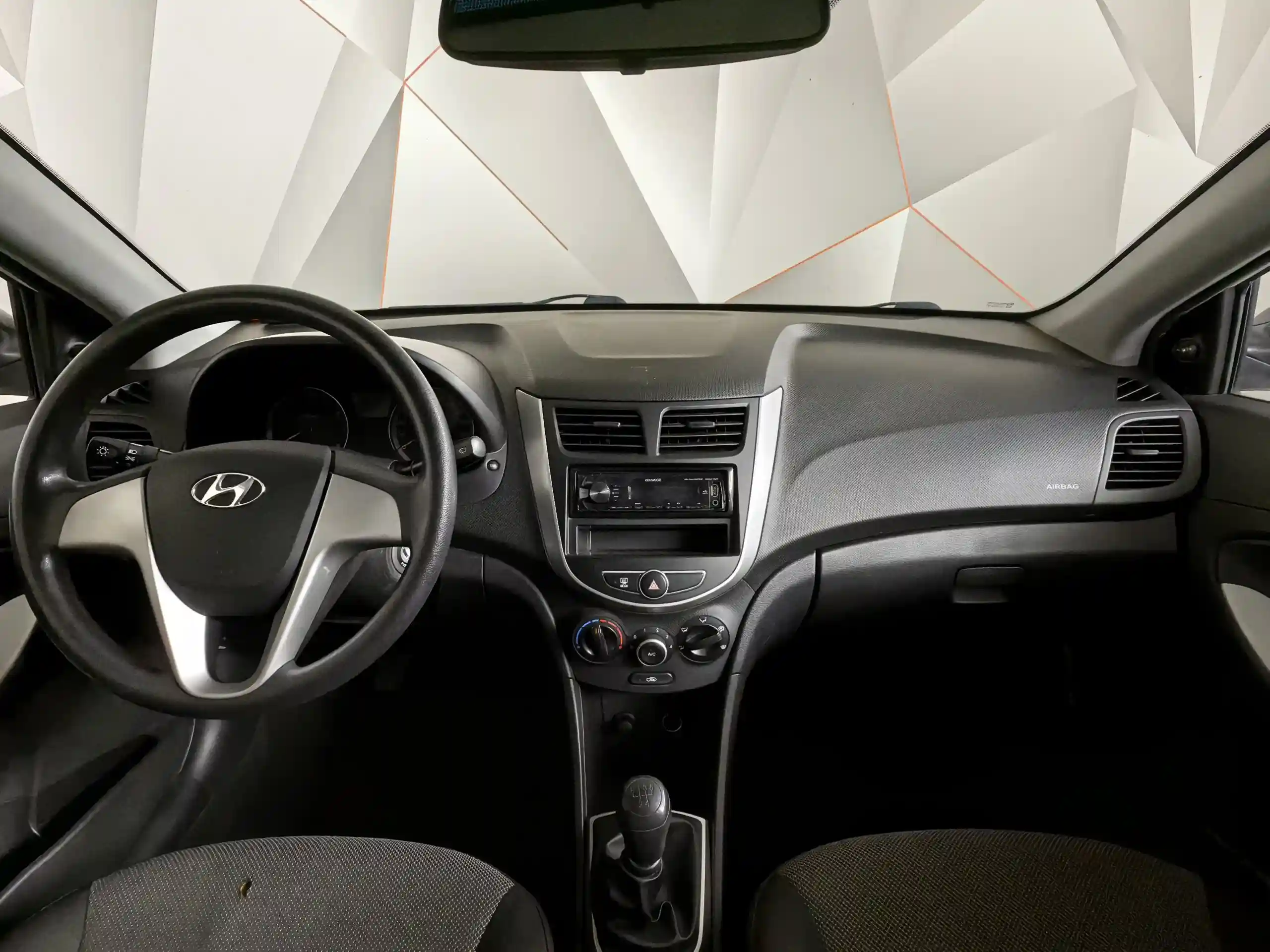 Hyundai Solaris 2014