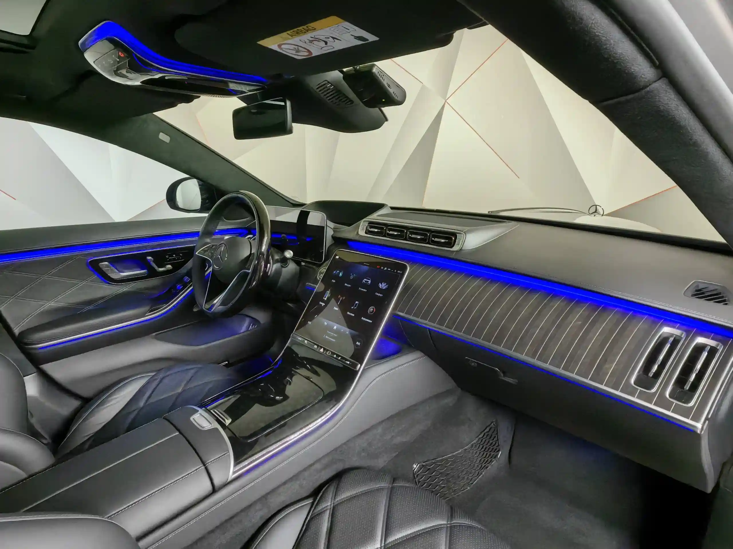 Mercedes-Benz S-Класс 2024