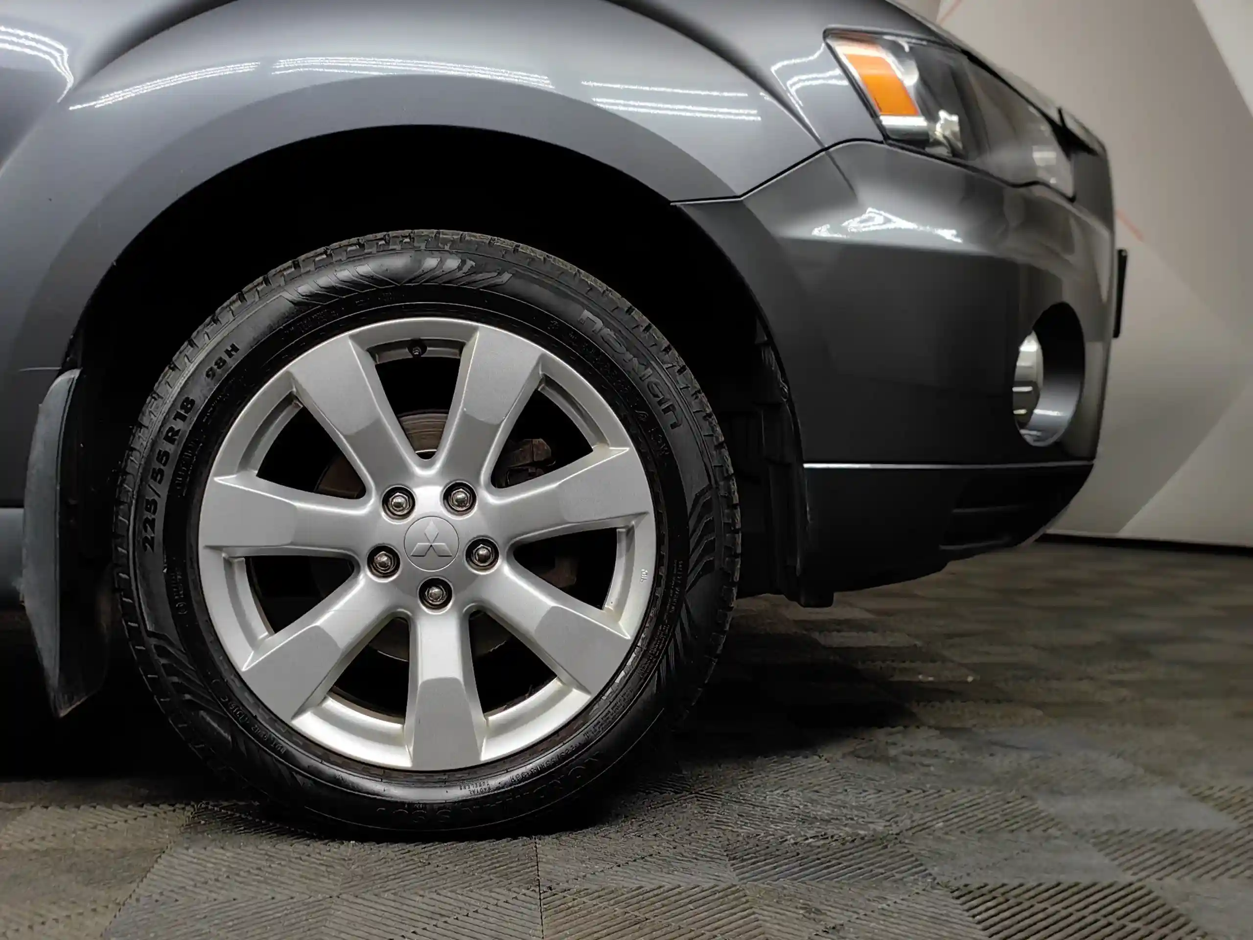 Mitsubishi Outlander 2011