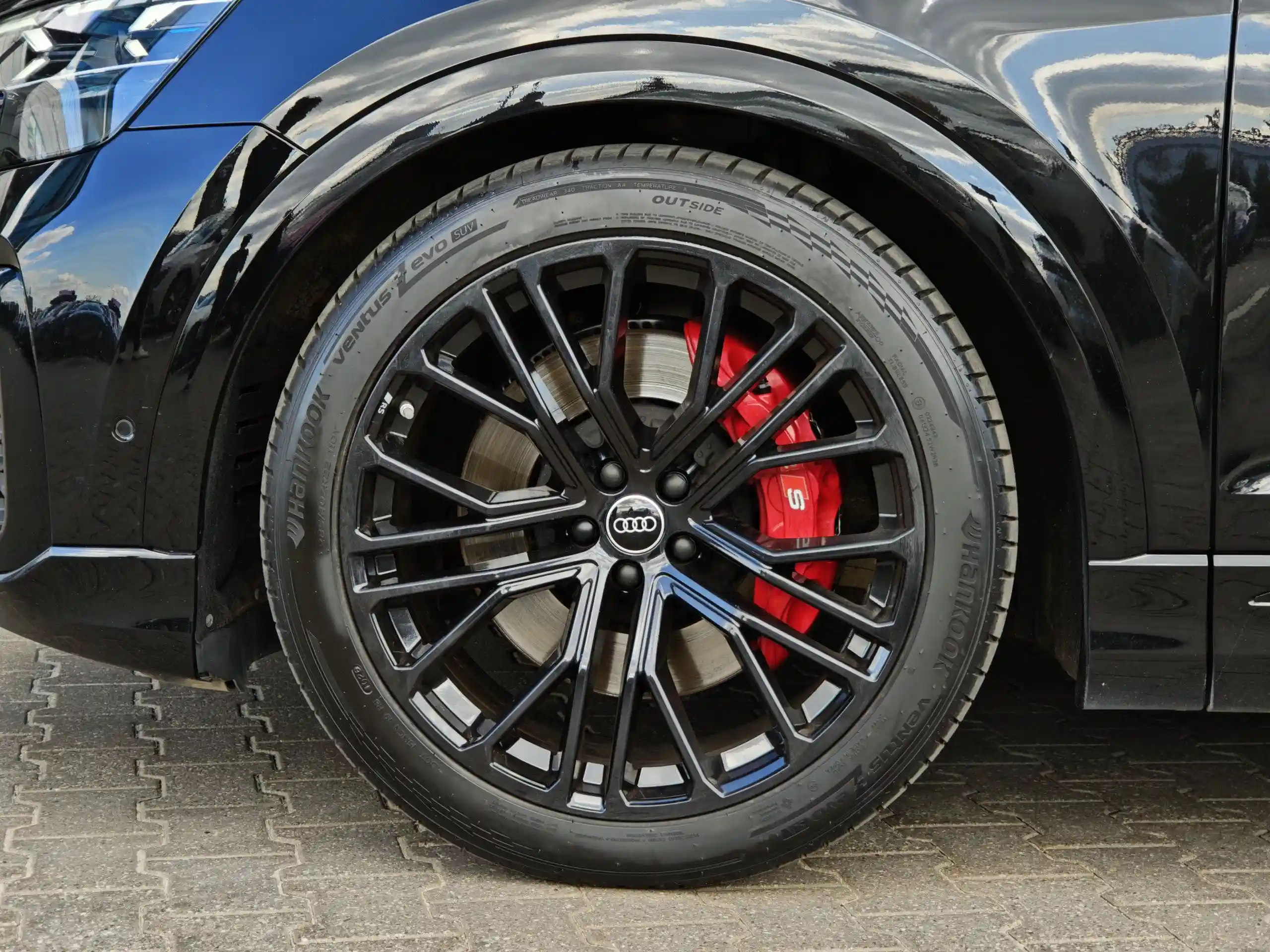 Audi SQ8 2023