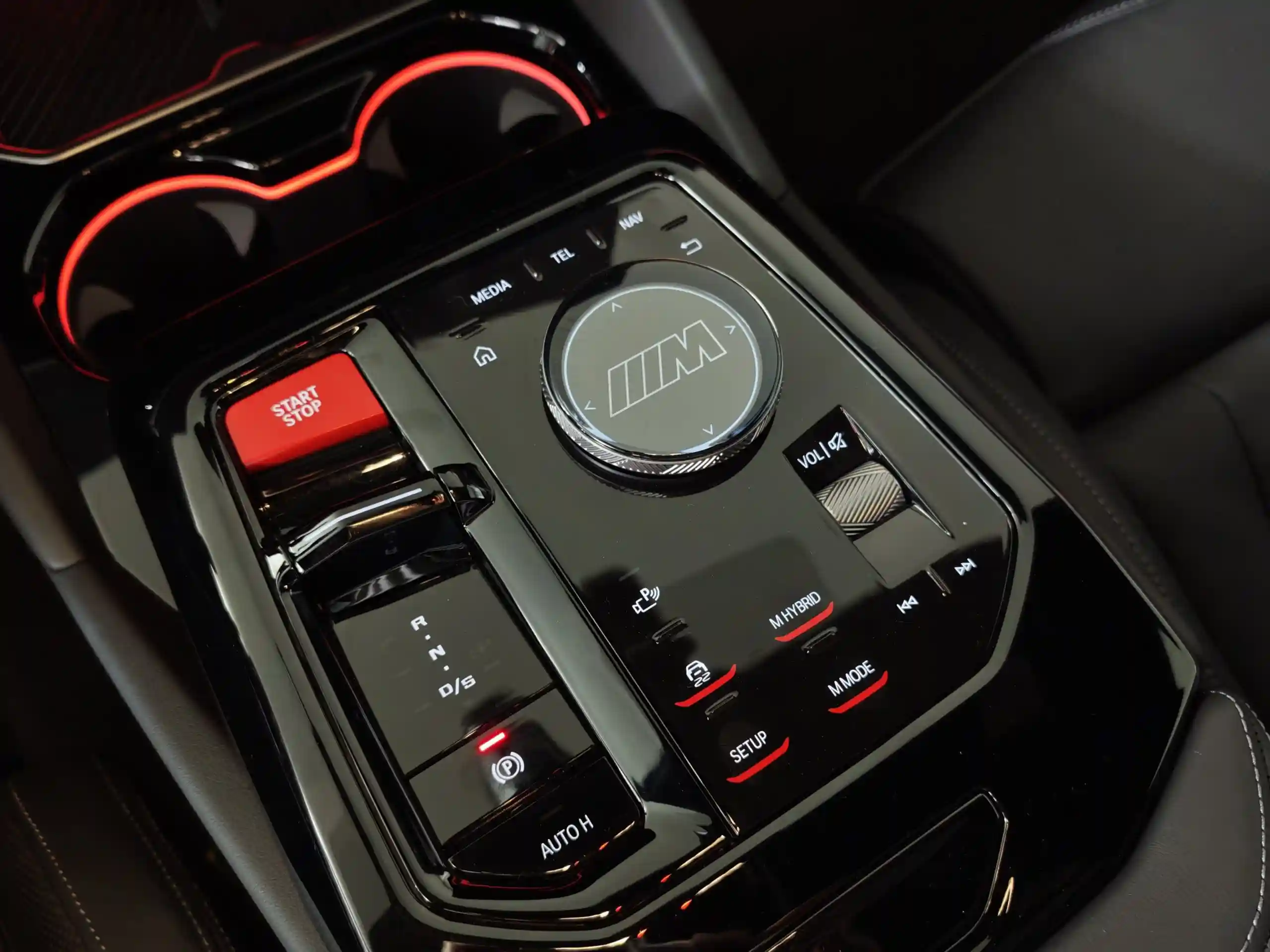 BMW M5 2024