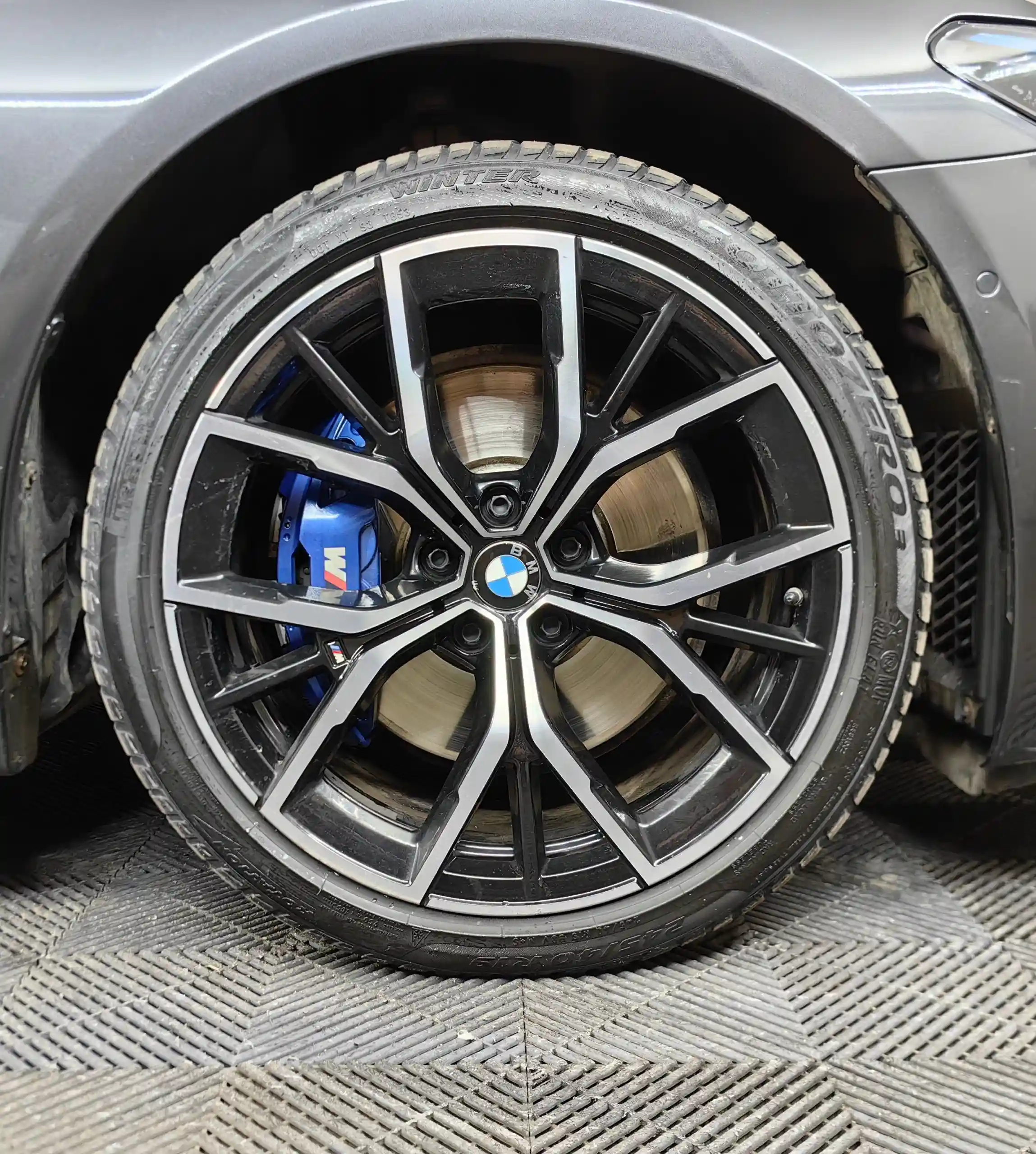 BMW 5 серия 2021
