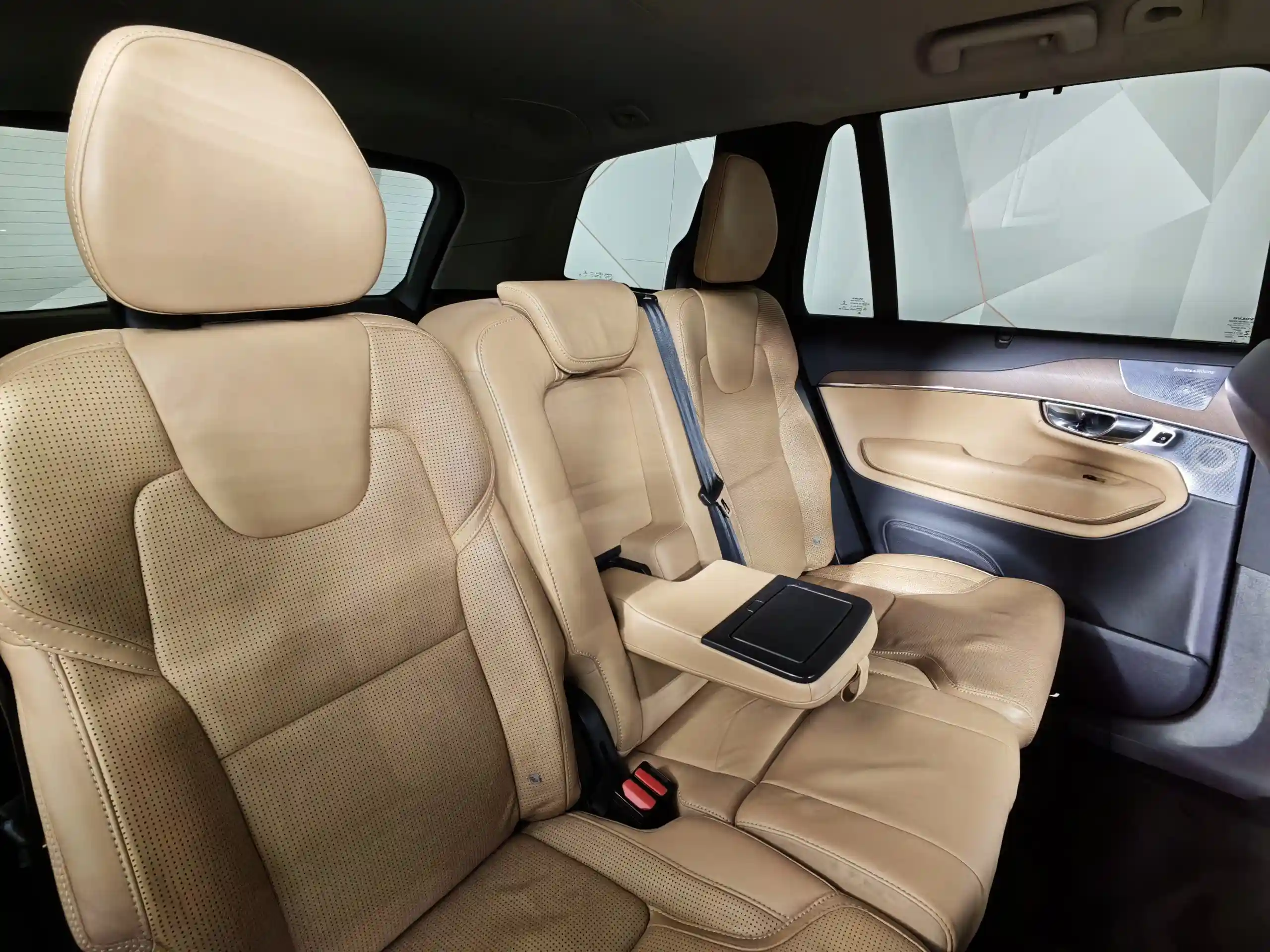 Volvo XC90 2016
